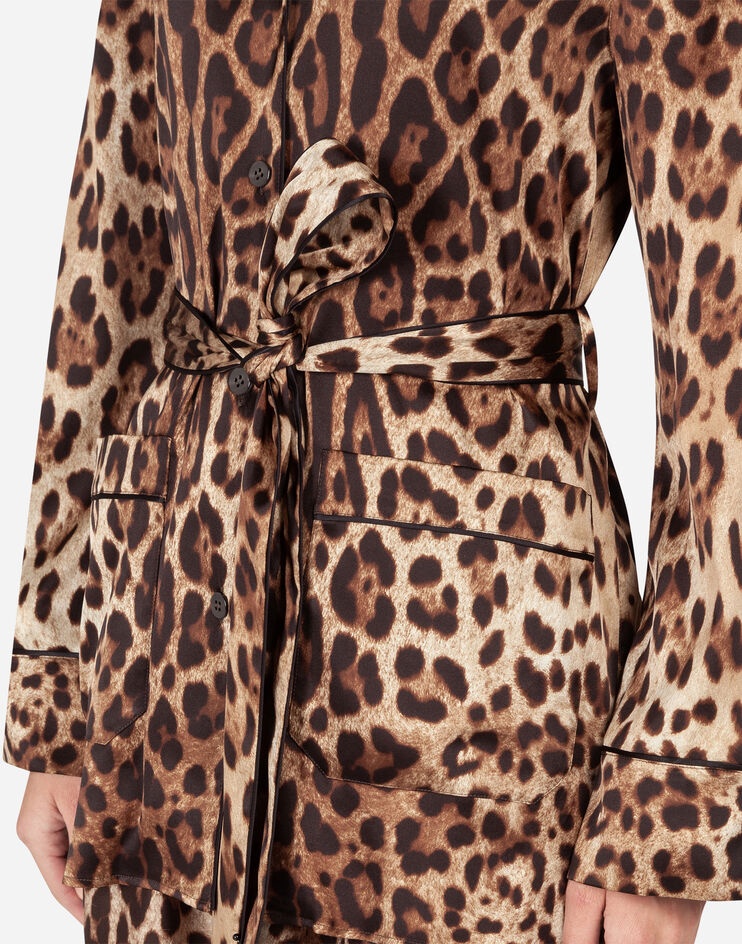 Leopard-print satin pajama shirt with belt - 5