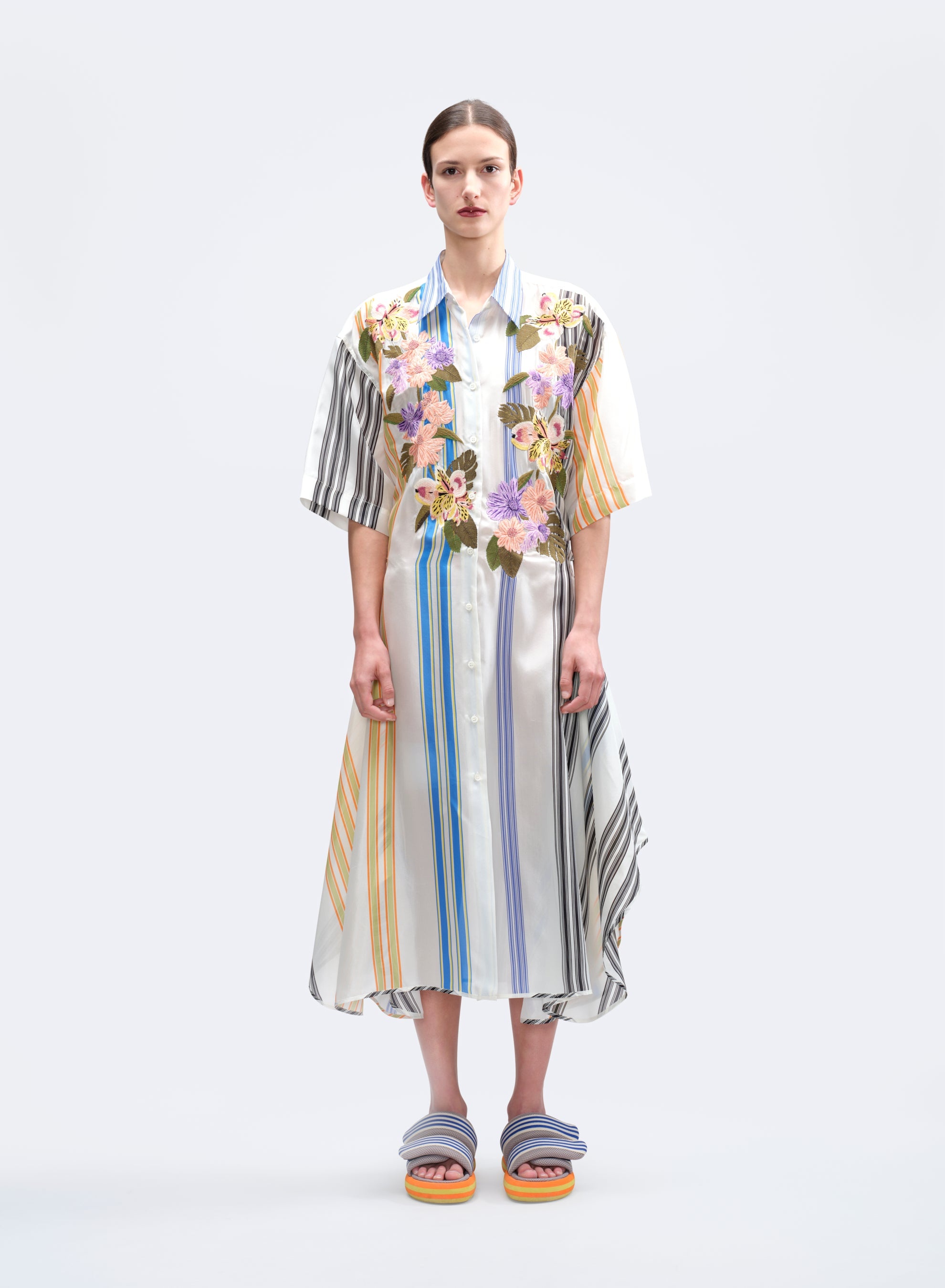 EMBROIDERED DRESS - 2