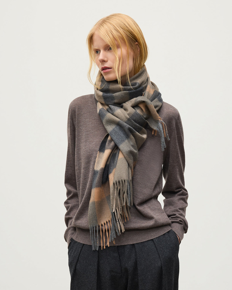 Tantallon Brown Cashmere Scarf 3