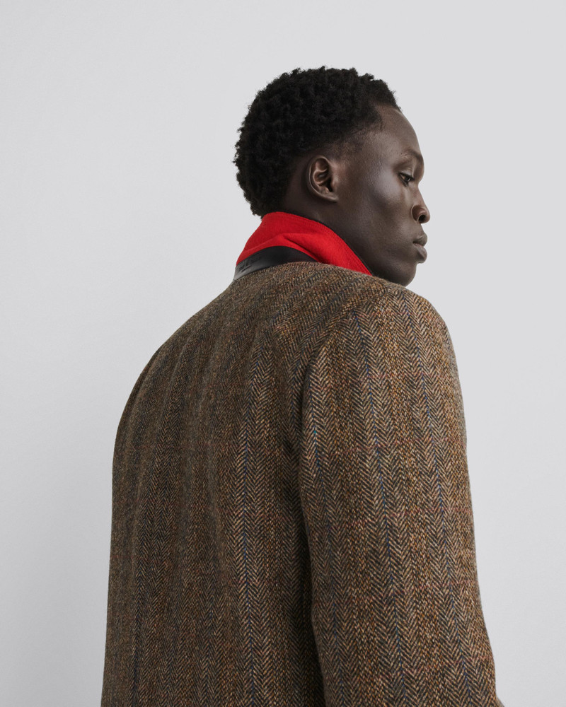 Elias Heritage Wool Topcoat
Tailored Fit 7