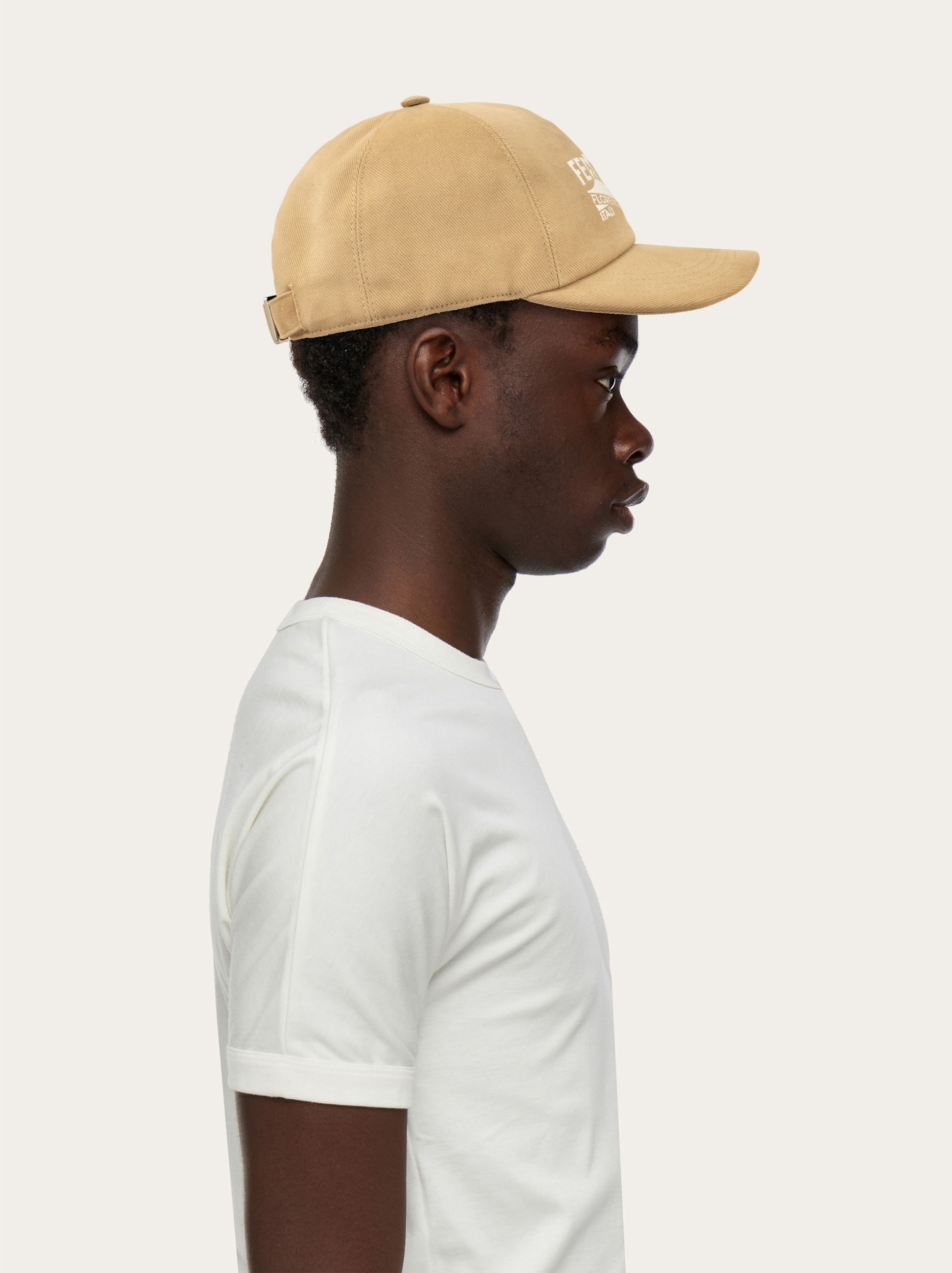 Baseball cap with logo - 6