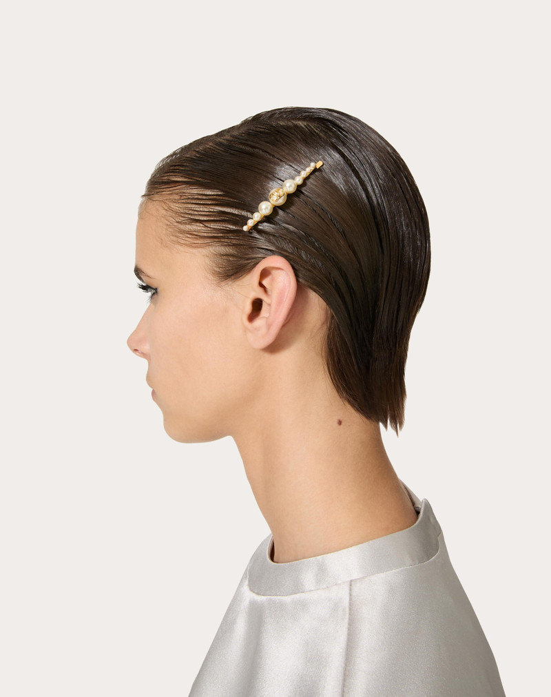 VLOGO SIGNATURE METAL AND PEARL HAIR CLIP 5