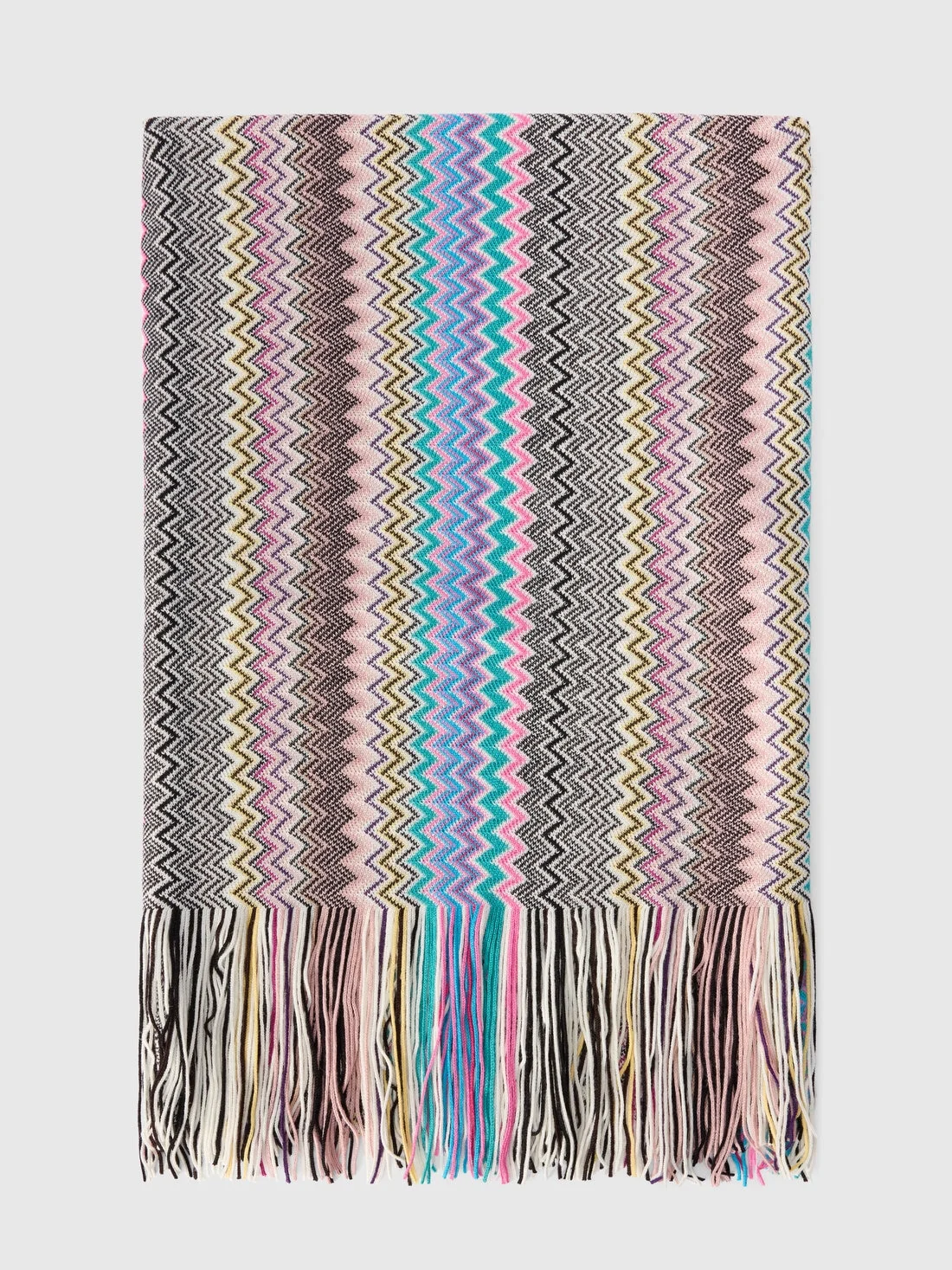 Scarf with zigzag pattern and fringes - 1