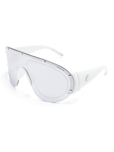 Moncler logo-plaque oversize-frame sunglasses outlook