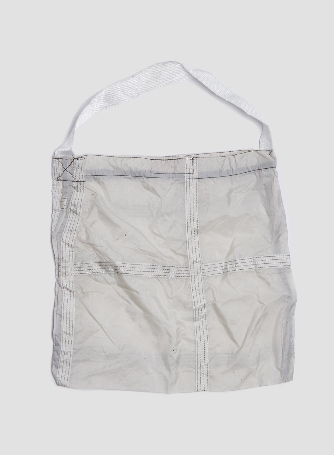 Puebco Recycled Vintage Parachute Light Bag White - 5