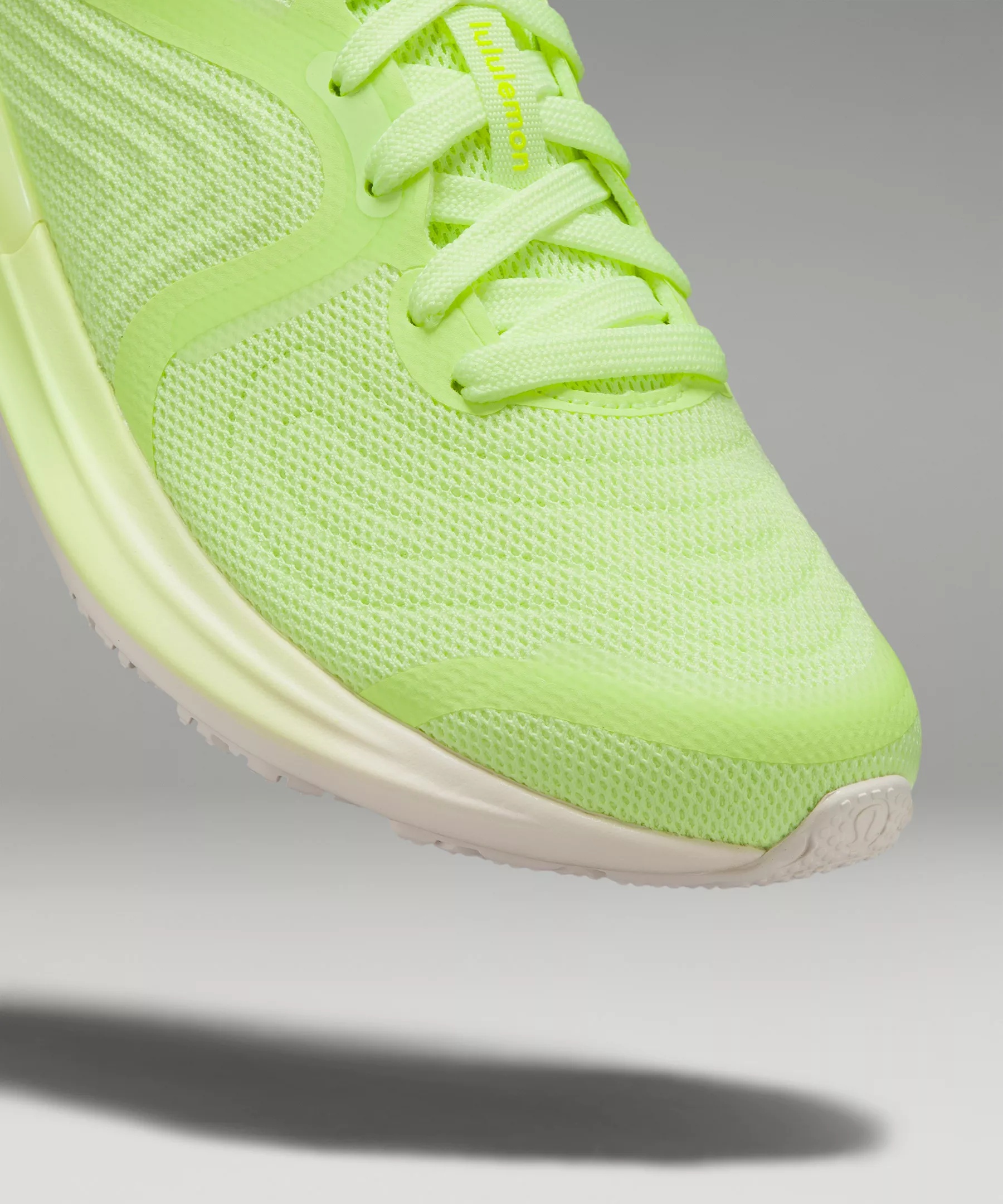 blissfeel 2 Women's Running Shoe - 8