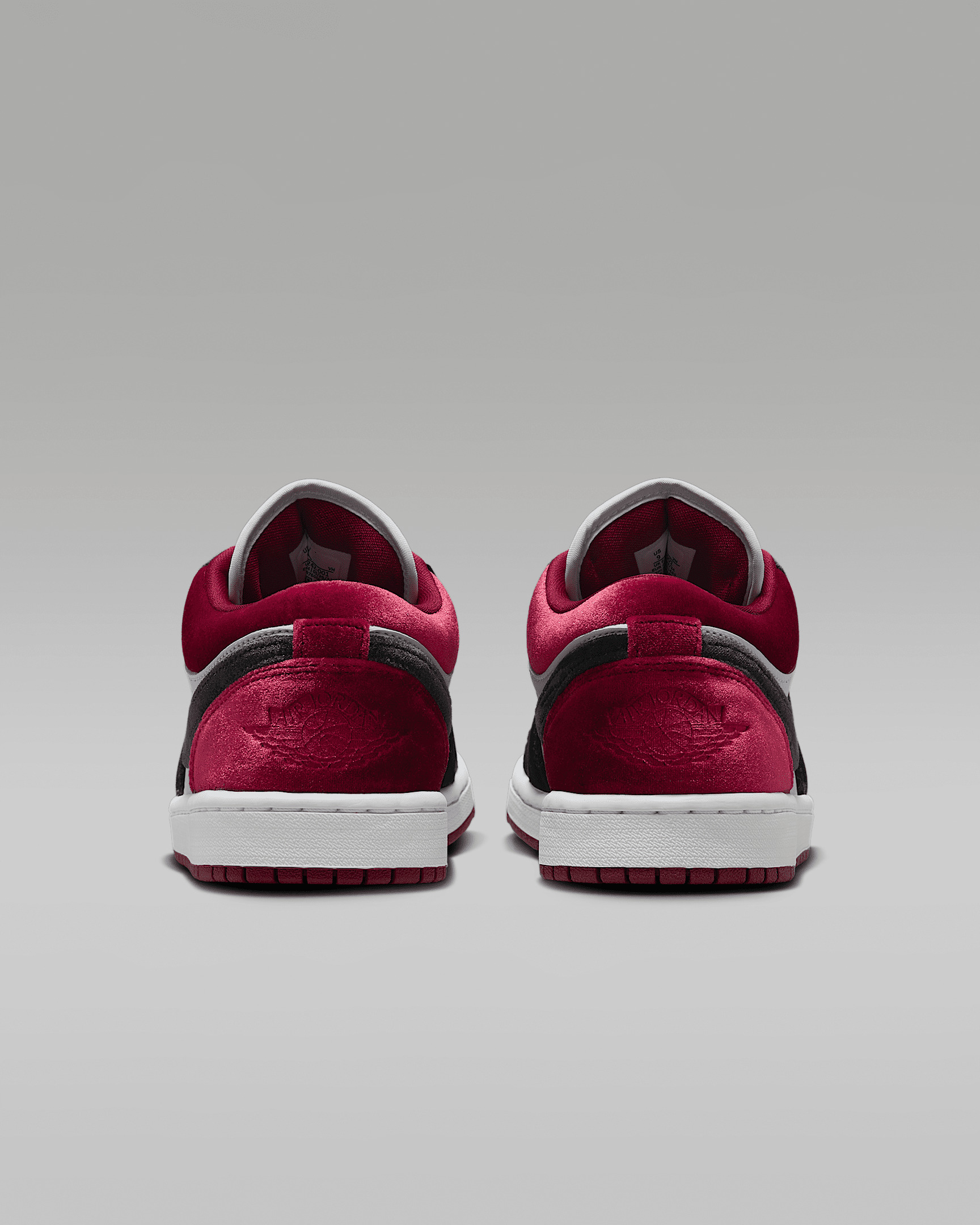Air Jordan 1 Low SE Women's Shoes - 6