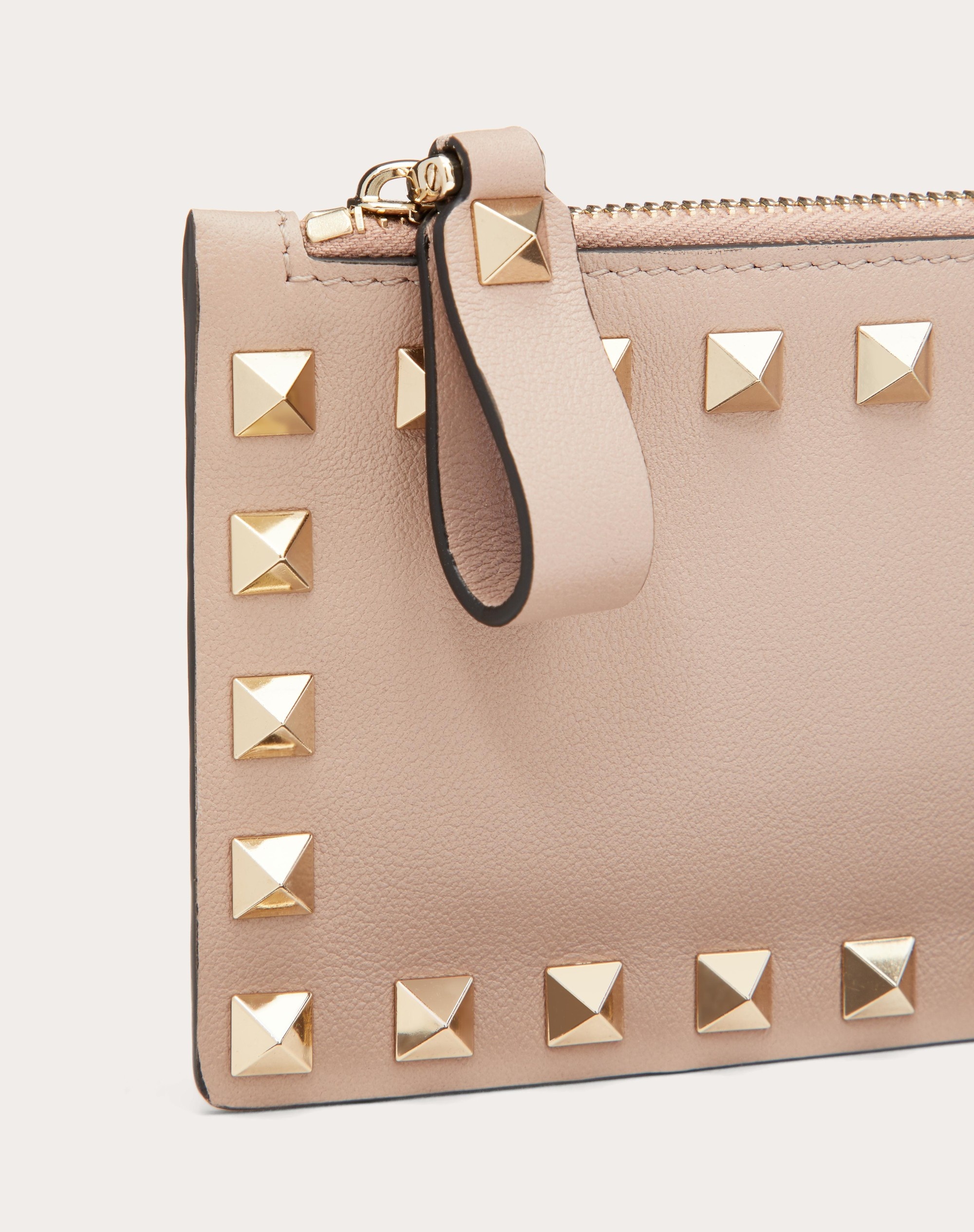 ROCKSTUD CALFSKIN CARDHOLDER WITH ZIPPER - 2