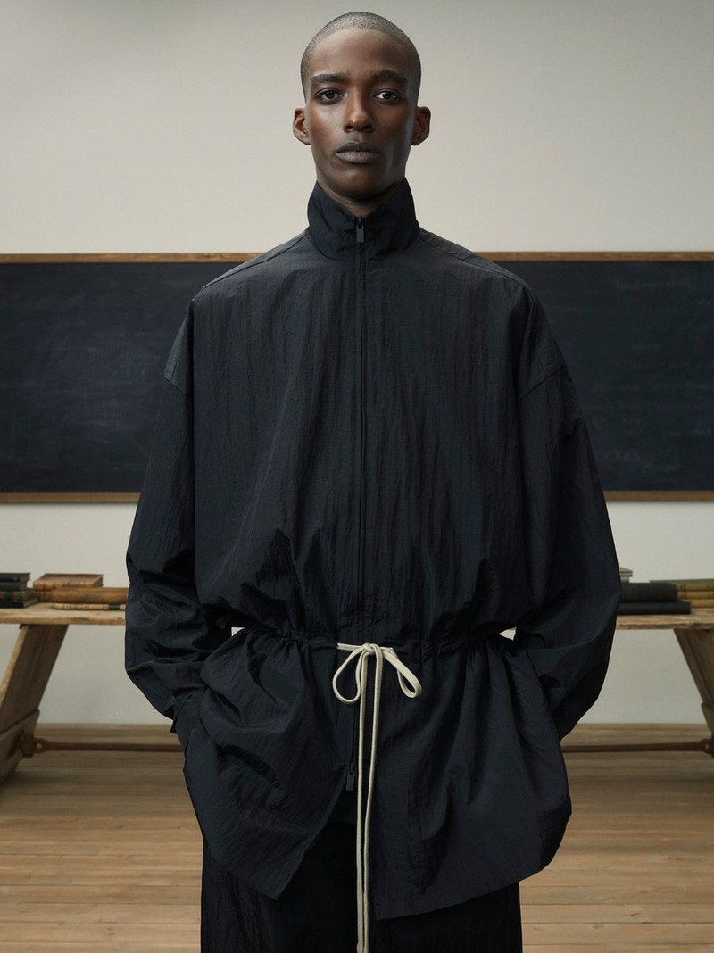 ESSENTIALS Ripstop Mockneck Anorak outlook