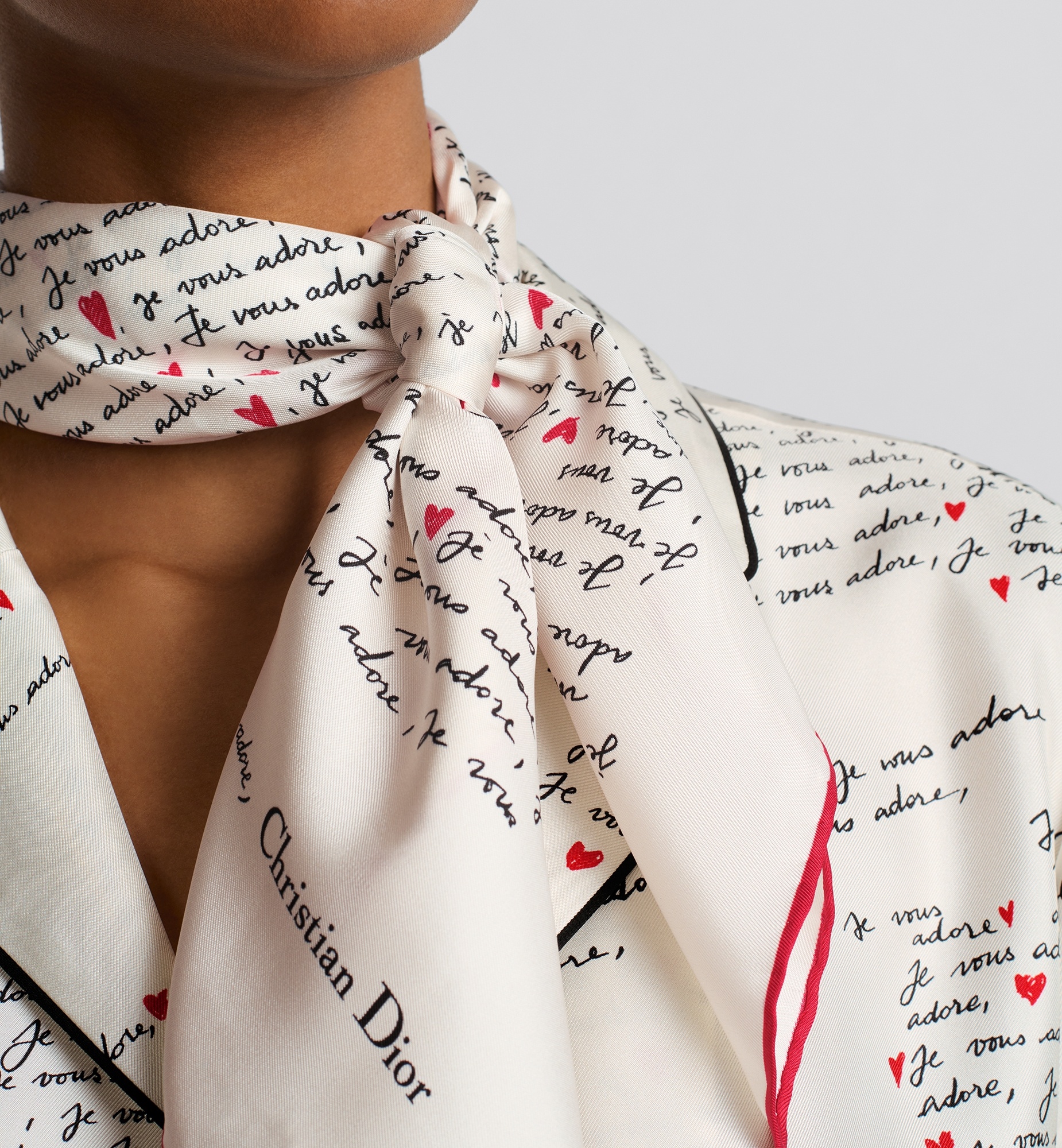 Dioramour 70 Square Scarf - 3