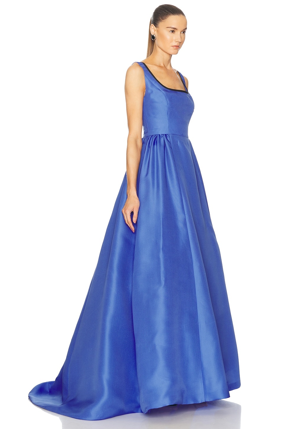Sleeveless Scoopneck Gown - 2
