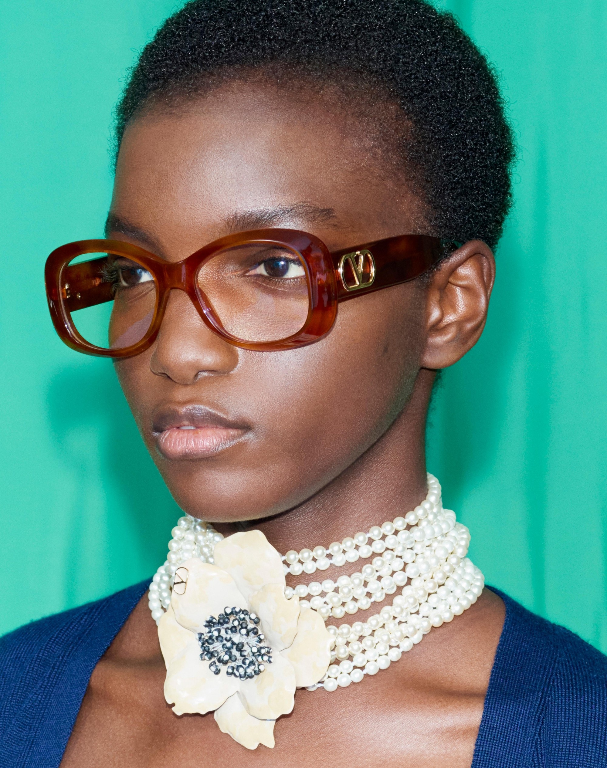 FLEUR LUMINEUSE NECKLACE IN METAL, ENAMEL, PEARLS AND FABRIC - 6