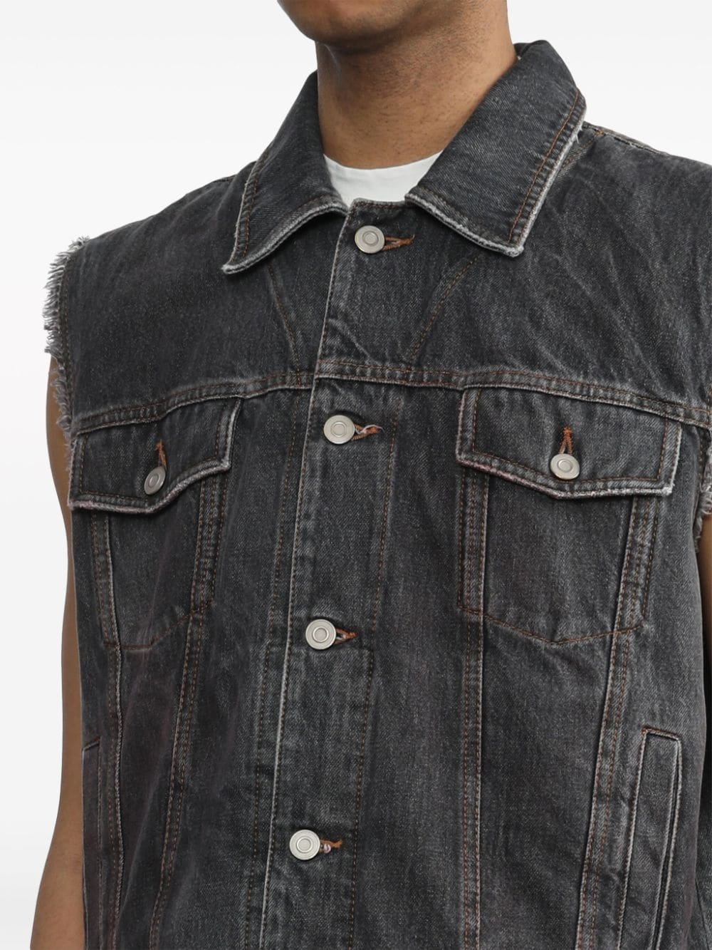 raw-edge denim vest - 7