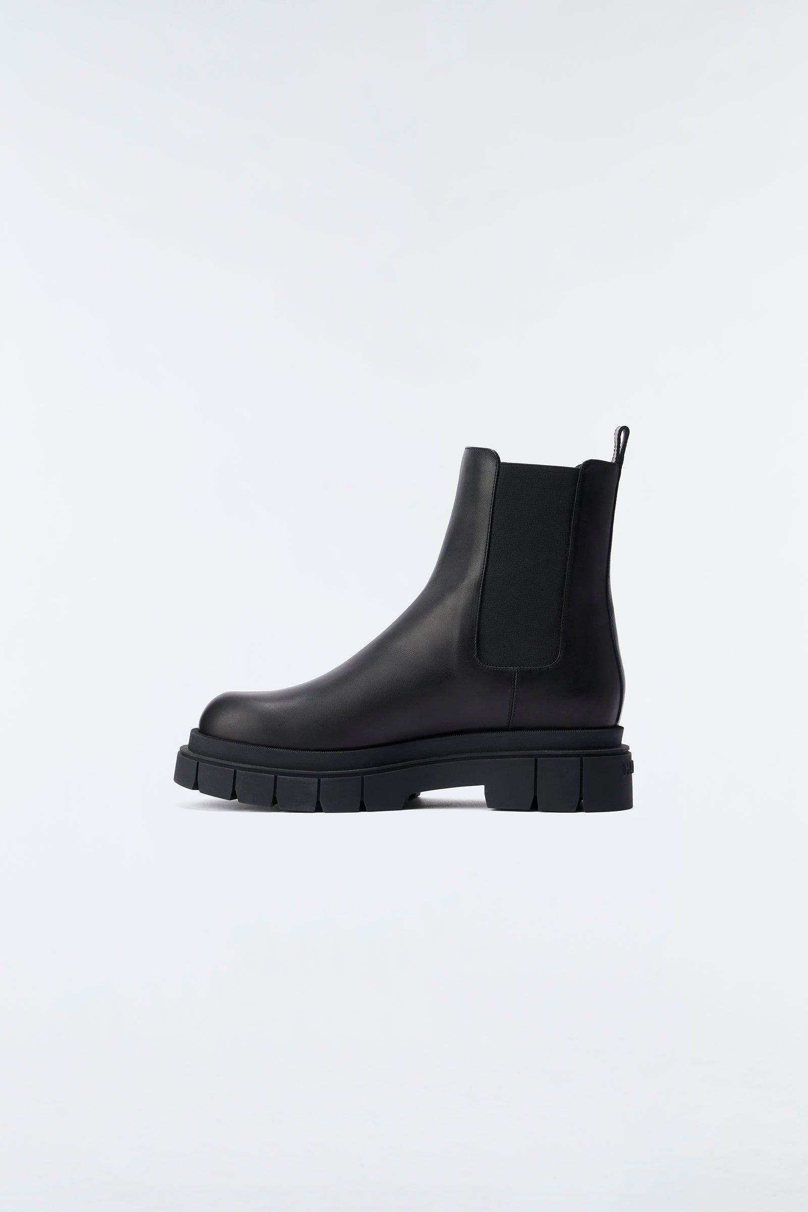 STORM unlined lug sole (R) Leather Chelsea boot for men - 2