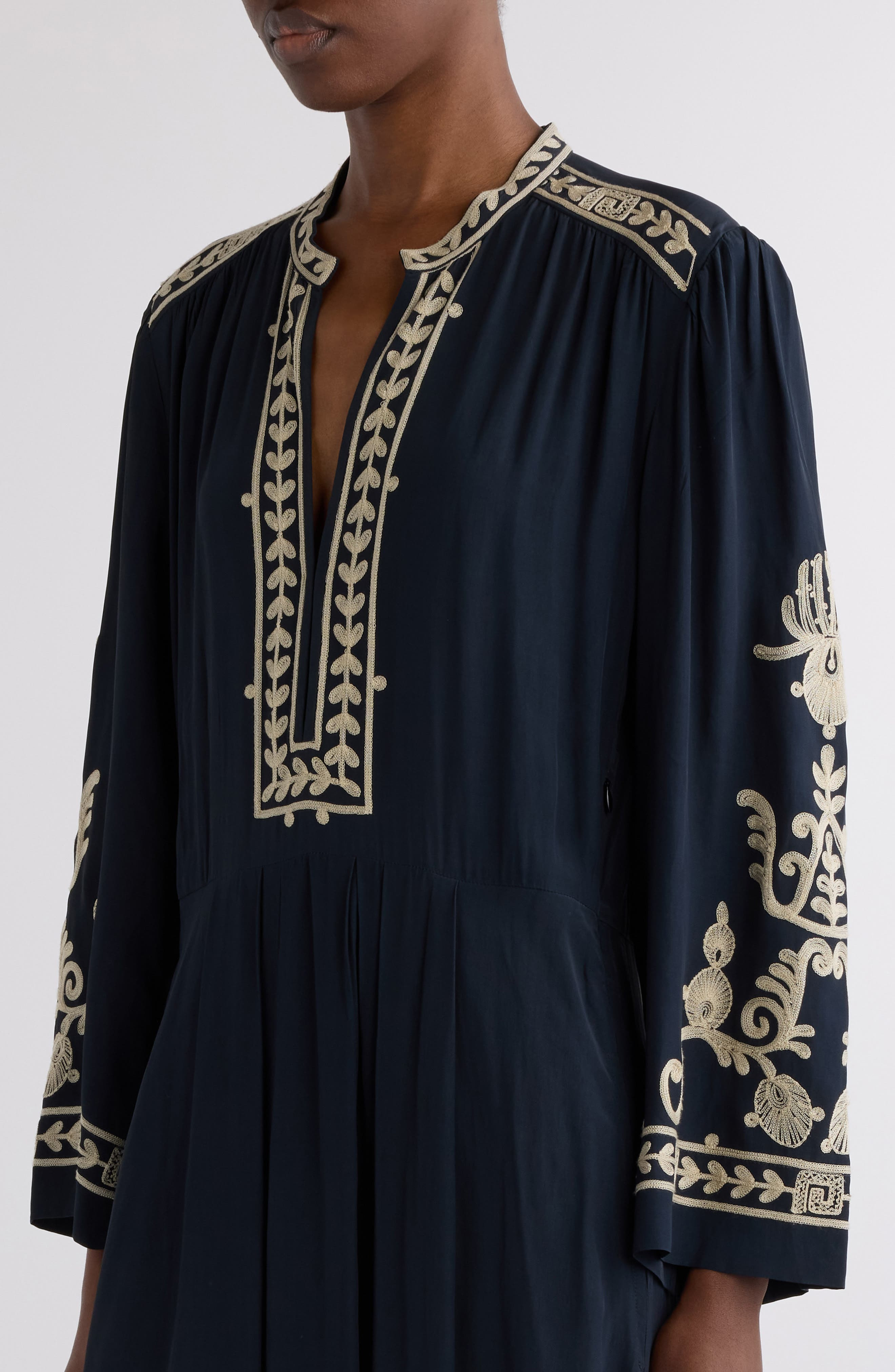 Isabel Marant Étoile Feliana Embroidered Long Sleeve Maxi Dress in Black at Nordstrom - 4