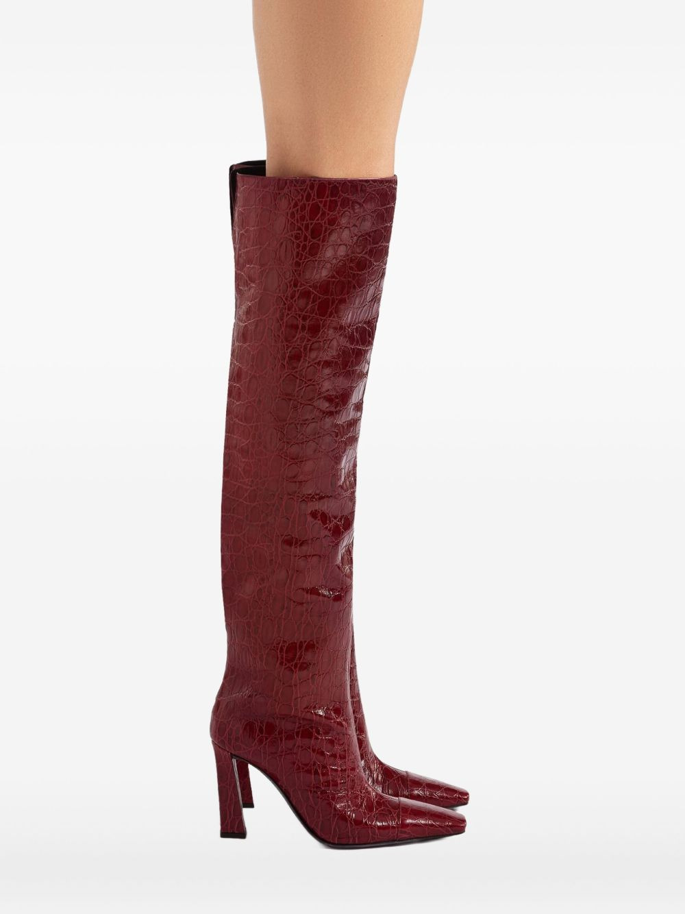 90mm crocodile-embossed knee-high boots - 3