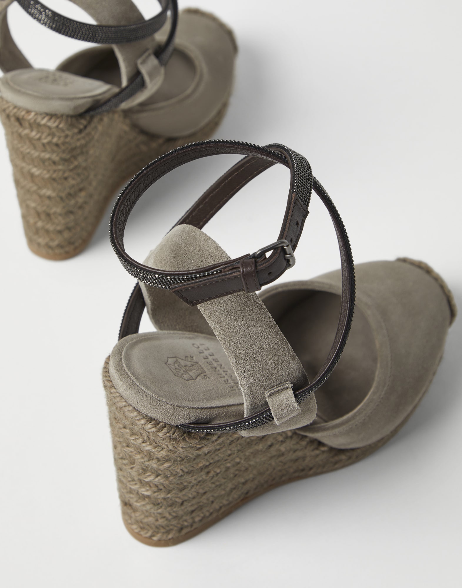 Suede wedges with shiny straps - 3