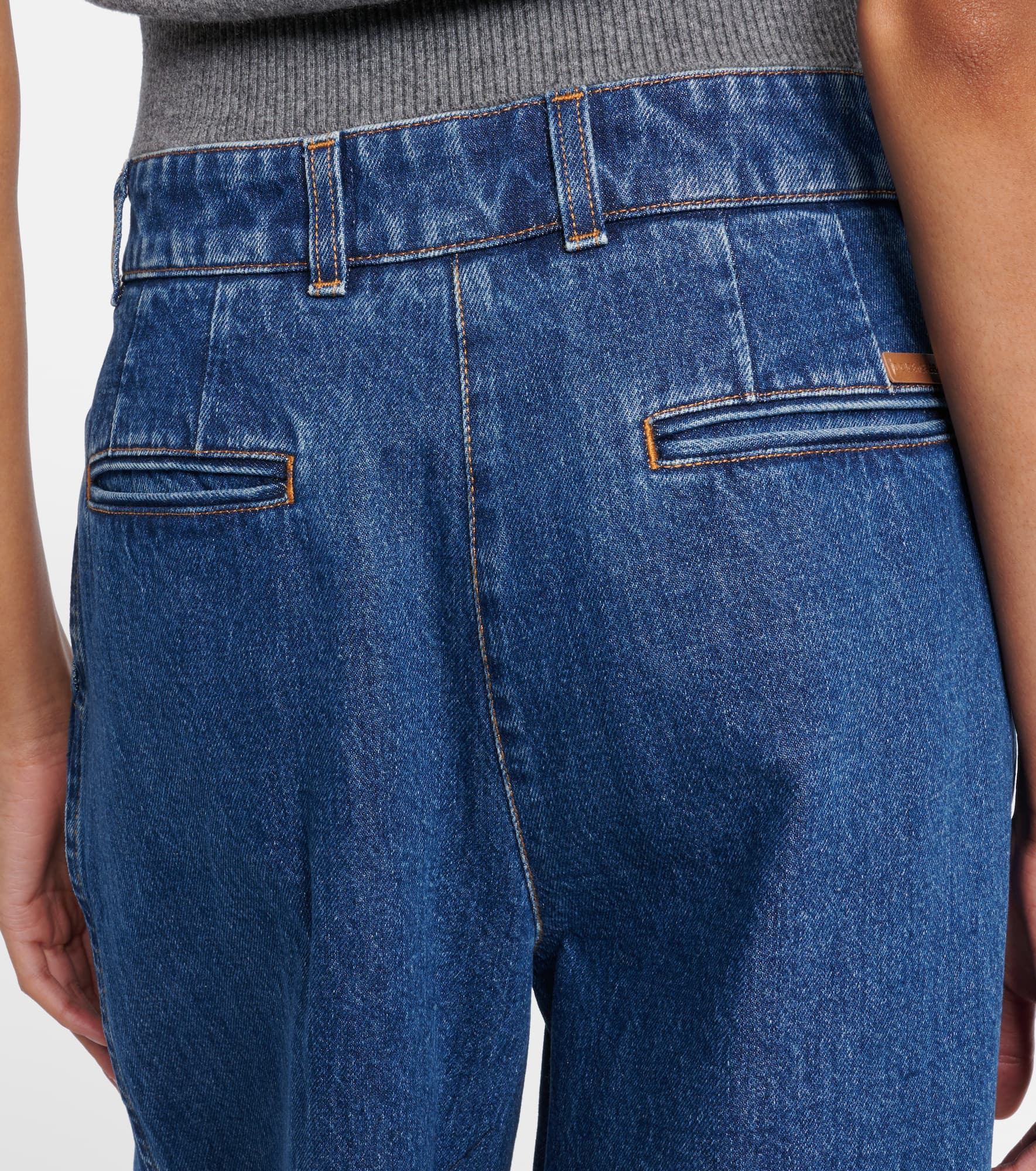Pleated wide-leg jeans - 6
