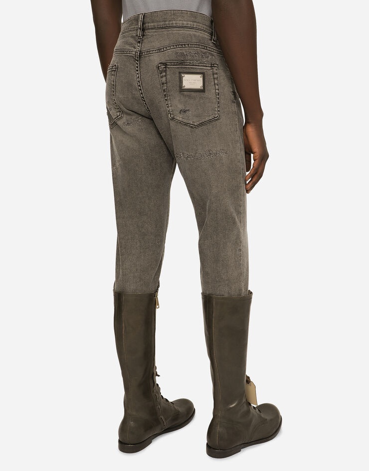 Slim fit stretch denim jeans with subtle abrasions - 5