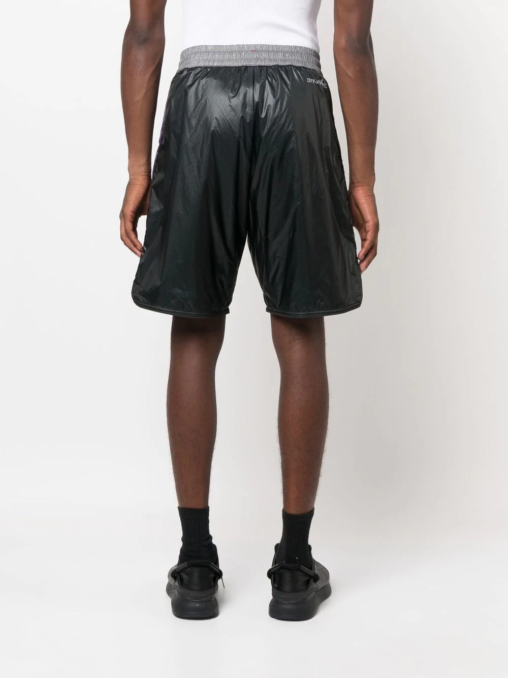 elasticated knee-length shorts - 4