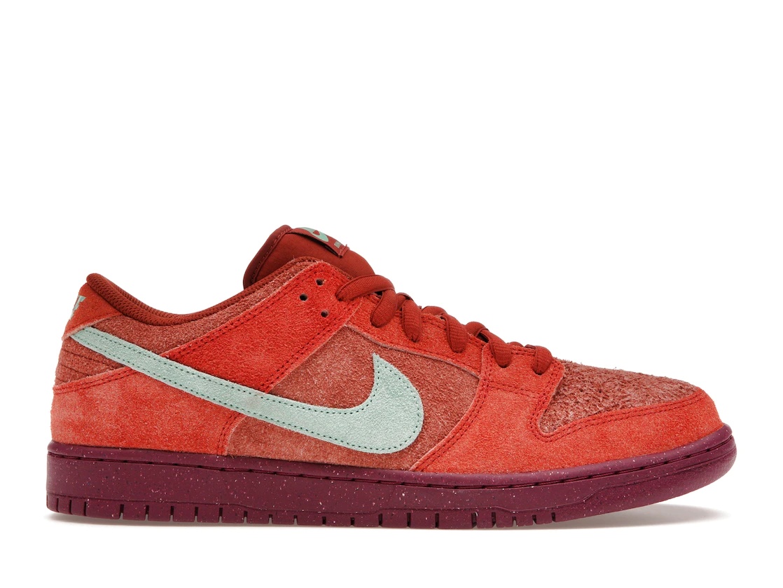 Nike SB Dunk Low Mystic Red - 1