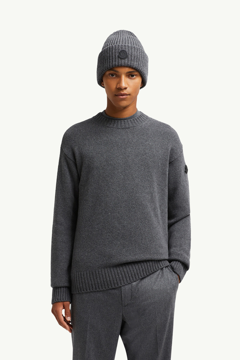 Moncler Wool & Cashmere Sweater outlook