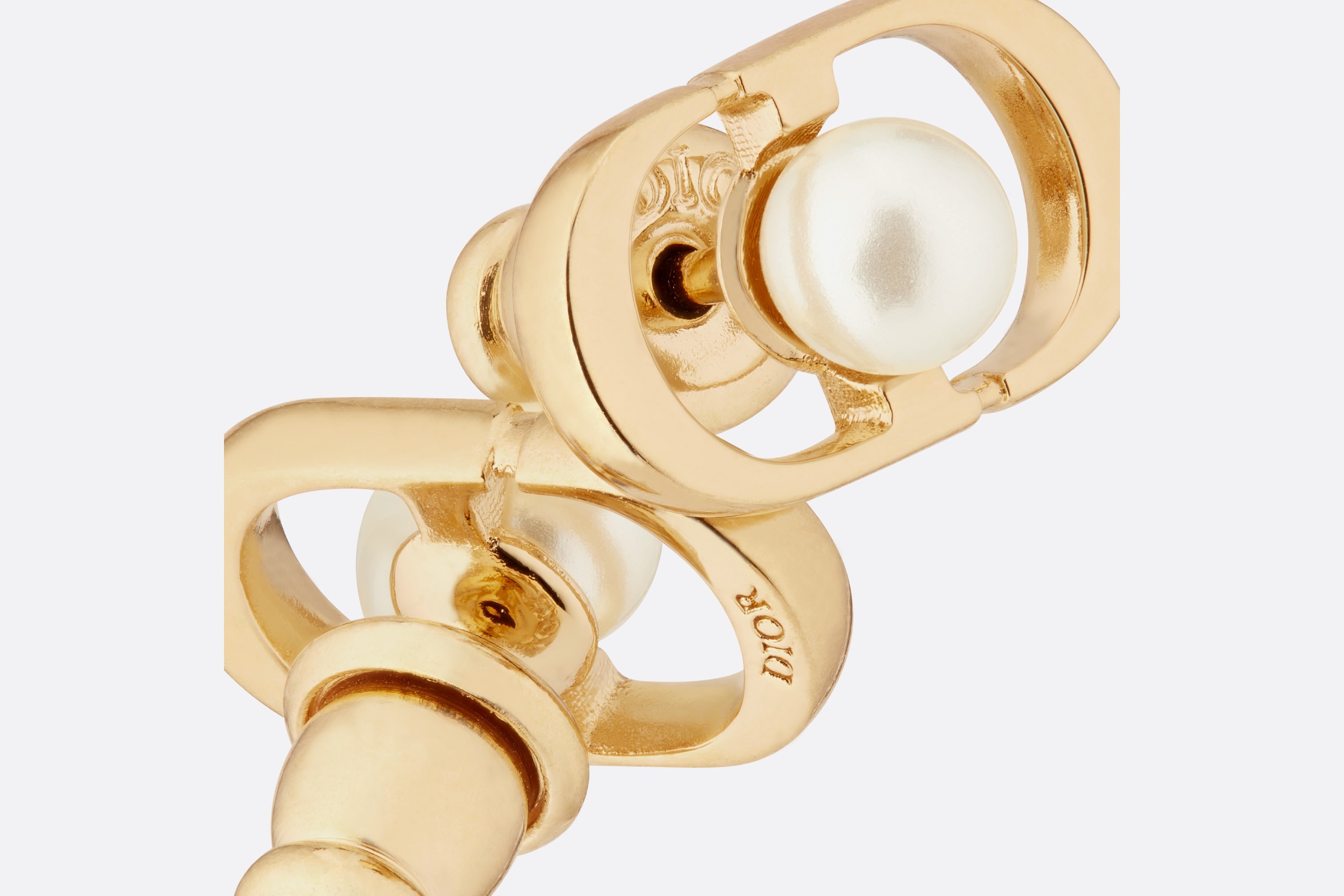 【Dior】Petit CD Jolie ミニ スタッドピアス さりげないパール】Dior Petit CD Jolie ミニ スタッドピアス
