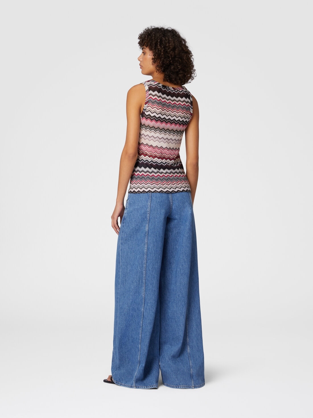 Tank top with serrated lamé zigzag pattern - 3