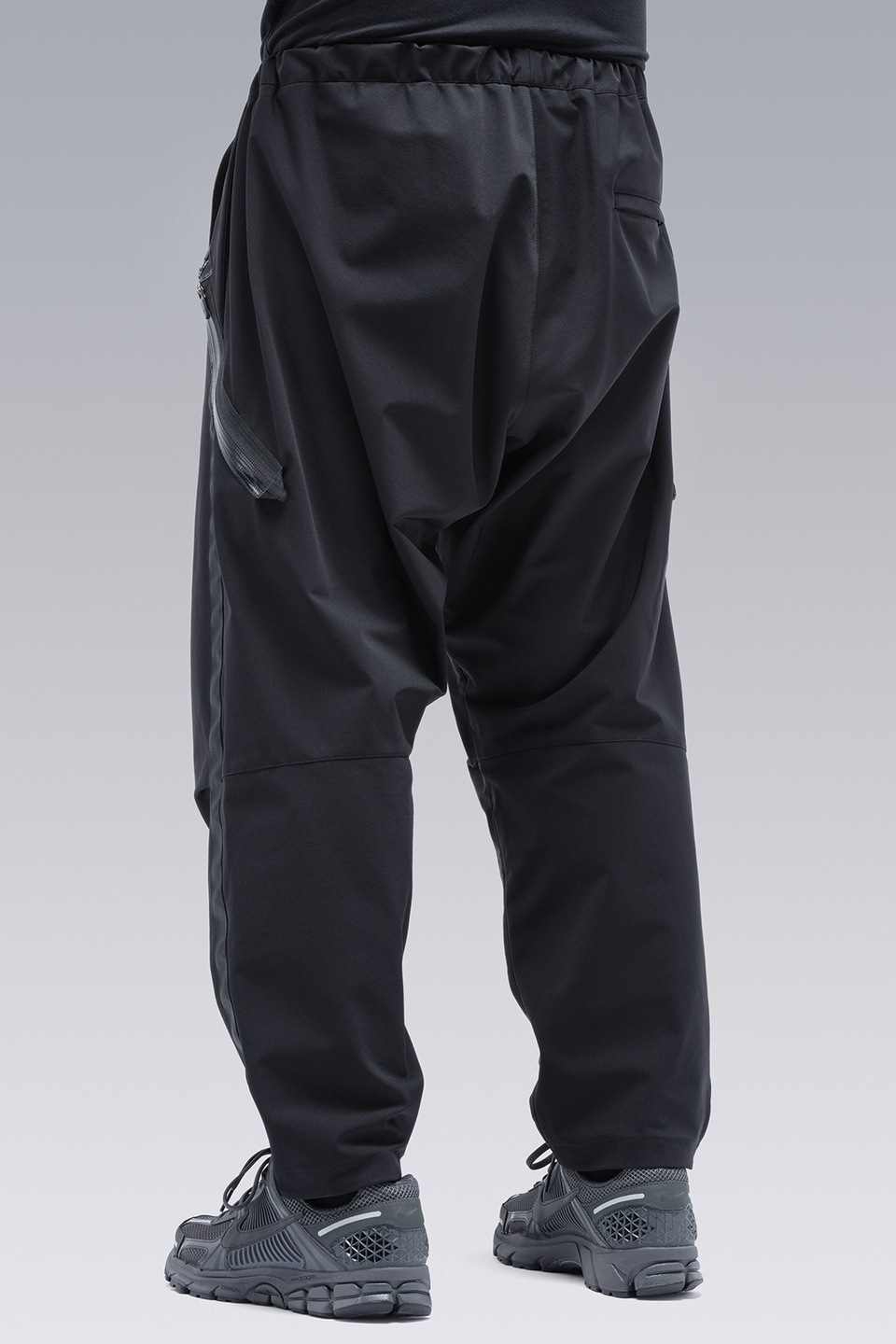 P35-DS schoeller® Dryskin Drawcord Cargo Trouser Black - 33