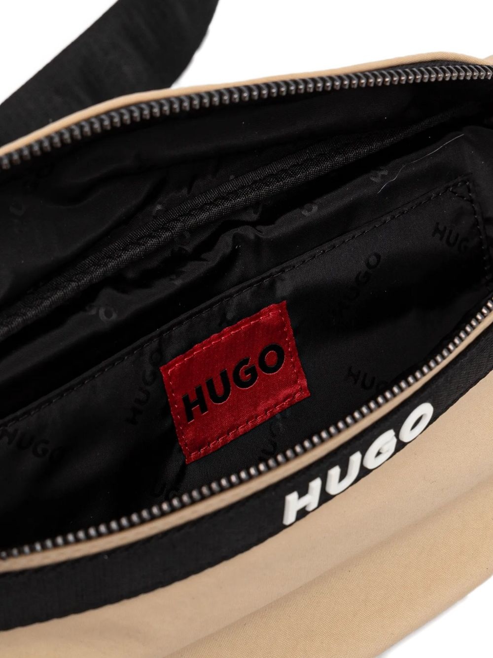contrasting-logo belt bag - 5
