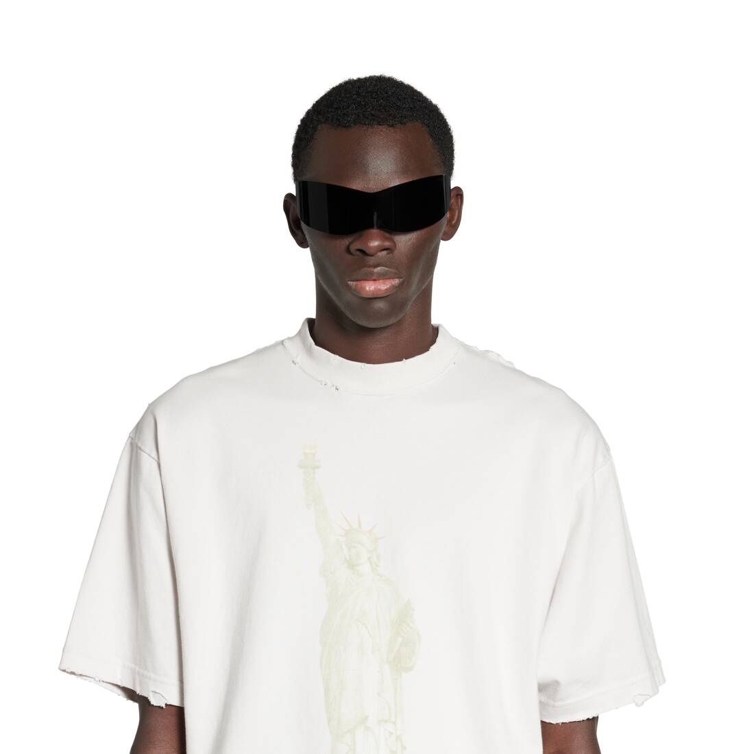 Paris Liberty T-shirt Medium Fit in Off White - 5