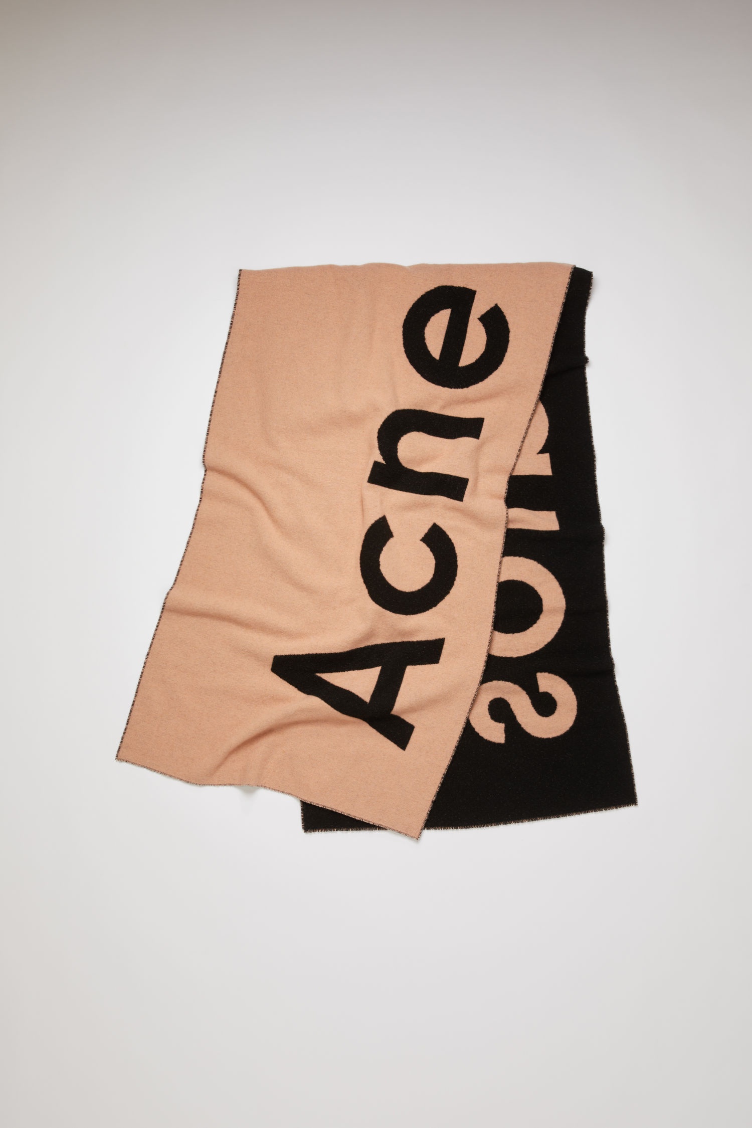 Logo-jacquard scarf pink/black - 1