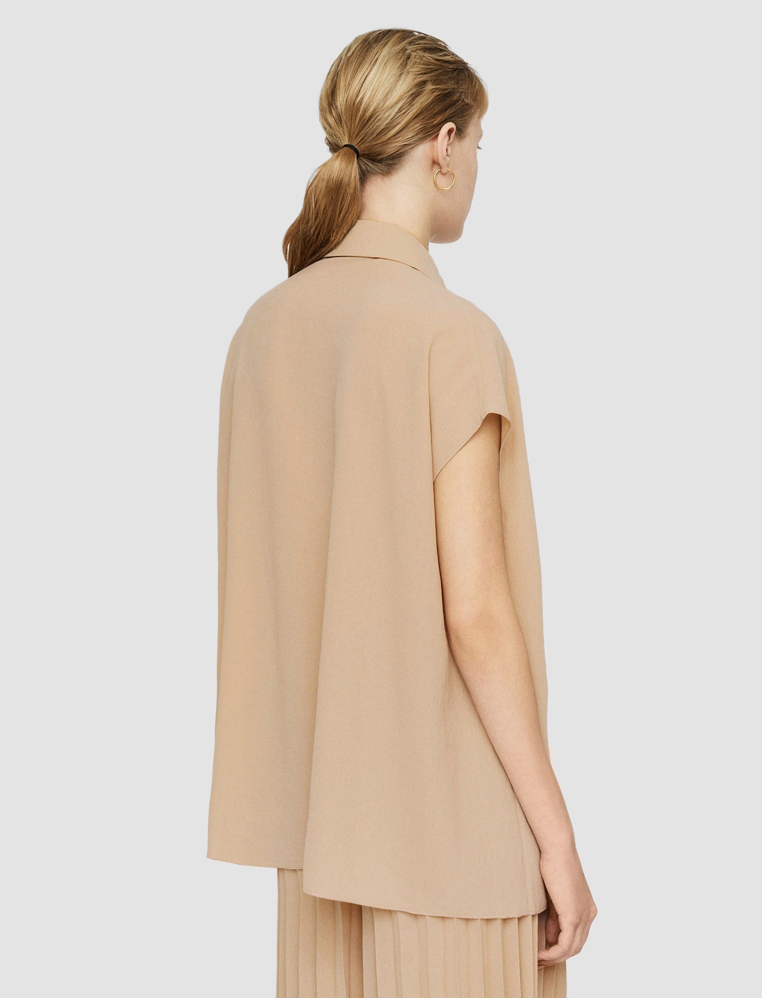 Airy Plissé Antin Blouse - 4