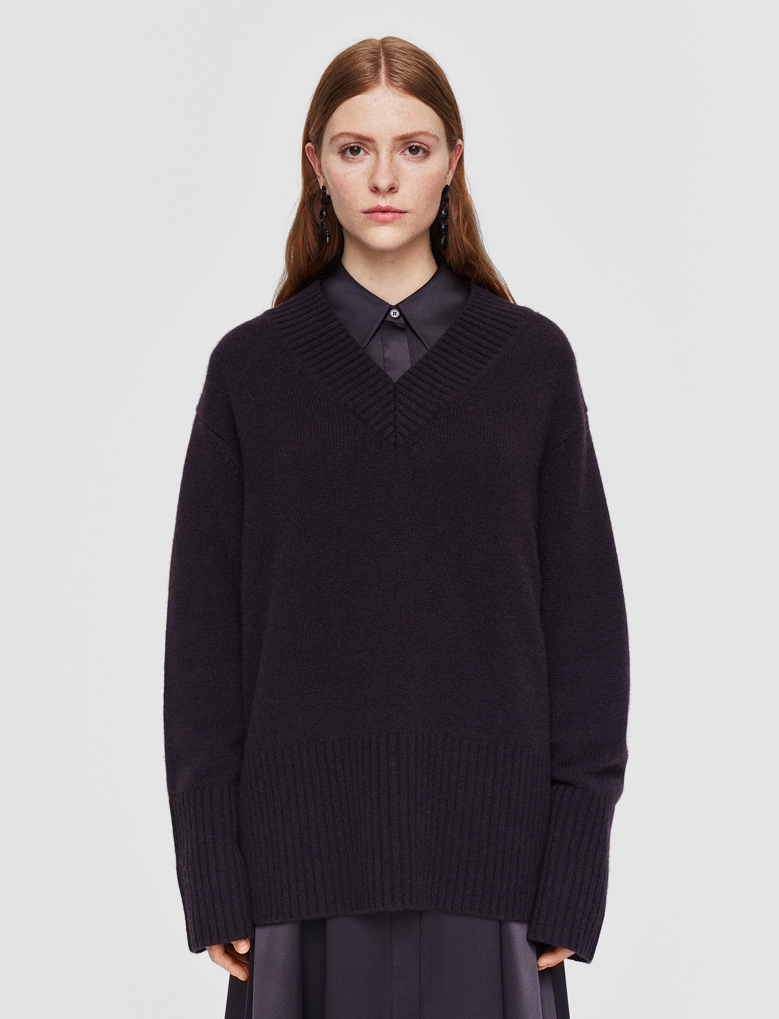 Luxe Cashmere V Neck Jumper - 3