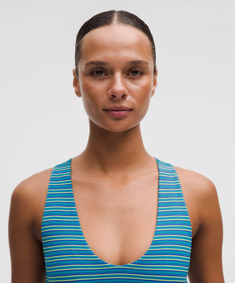 Bend This Scoop and Cross Bra *Light Support, A-C Cups 7