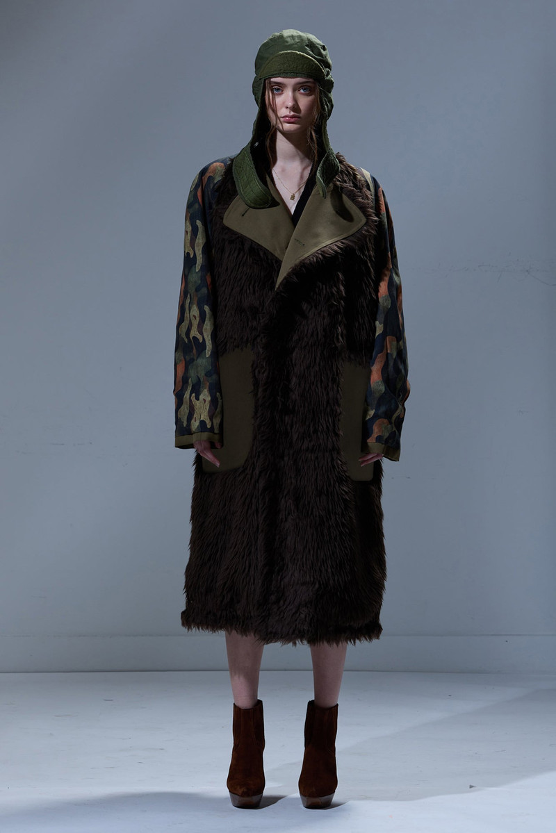 REVERSIBLE TRENCH LINER 3