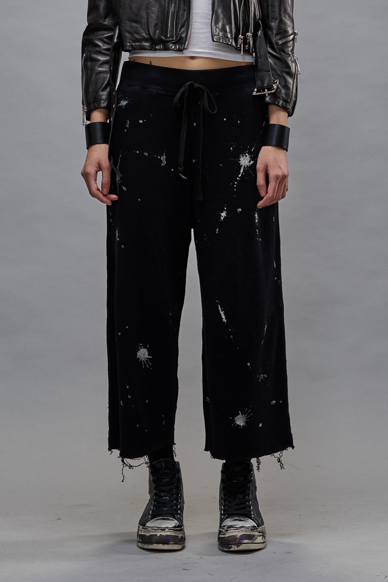 ARTICULATED KNEE SWEATPANT - SPLATTERED BLACK - 3