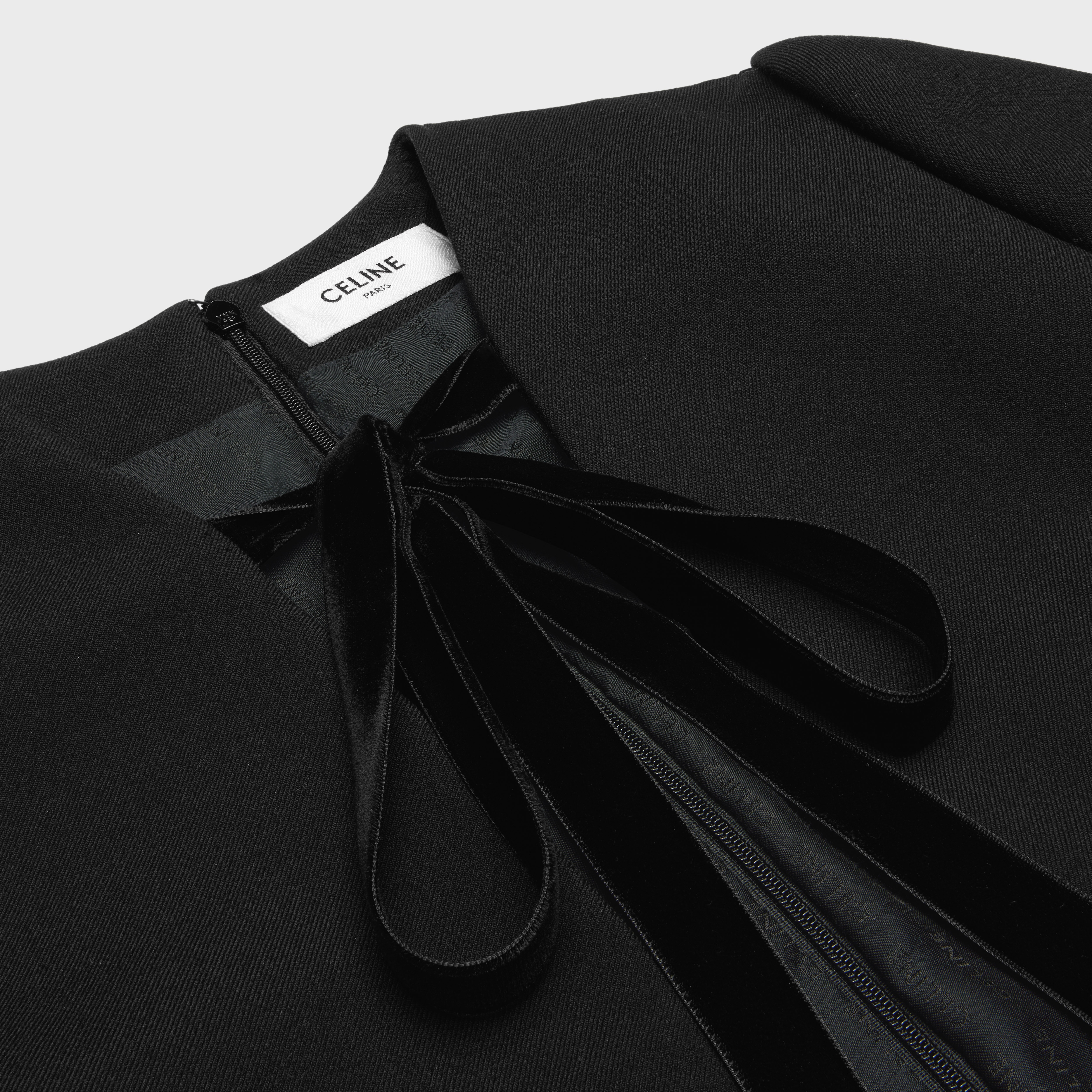short jumpsuit in gauffered double wool - 3