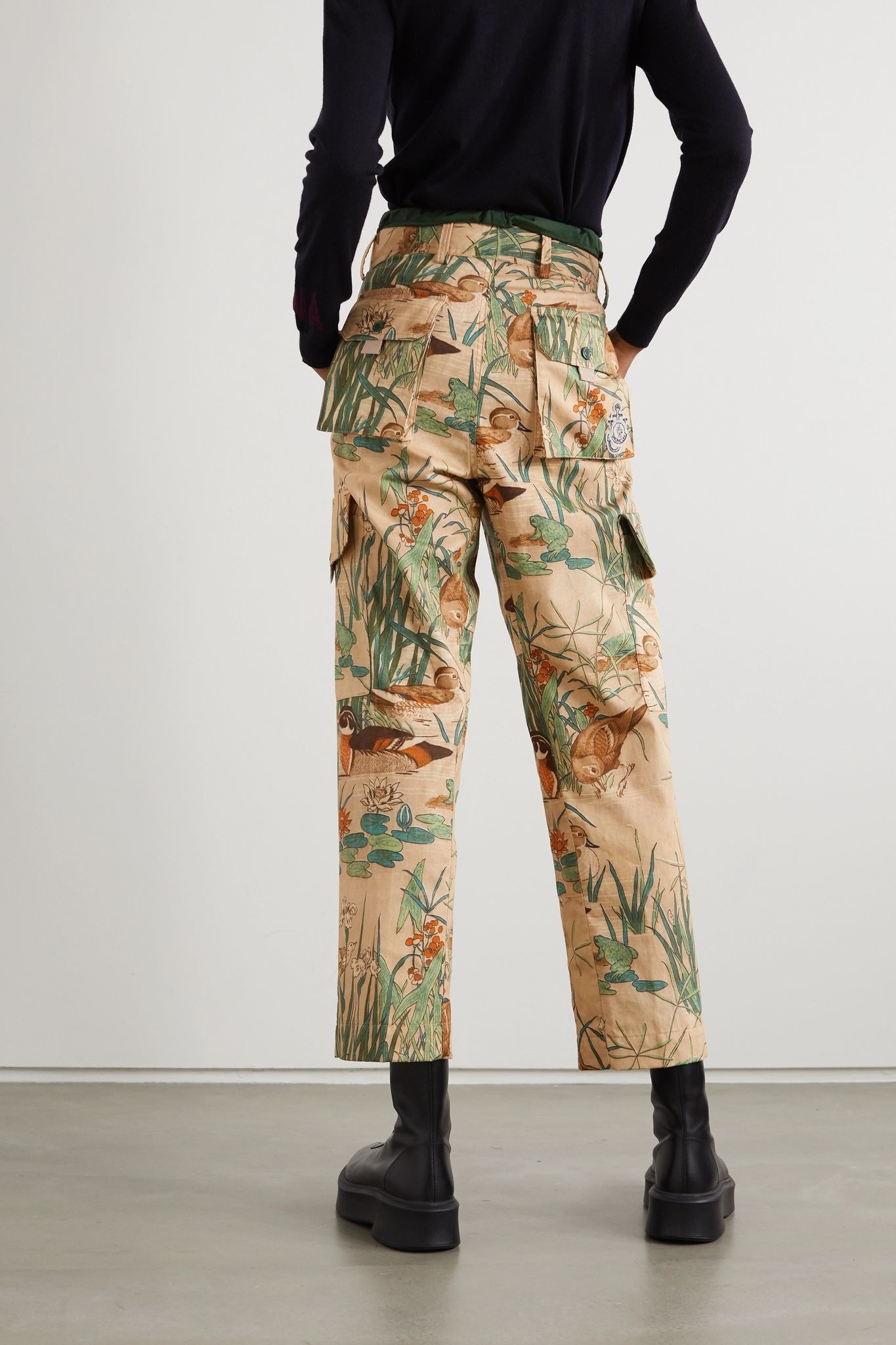 + 1 JW Anderson printed cotton-twill tapered cargo pants - 3