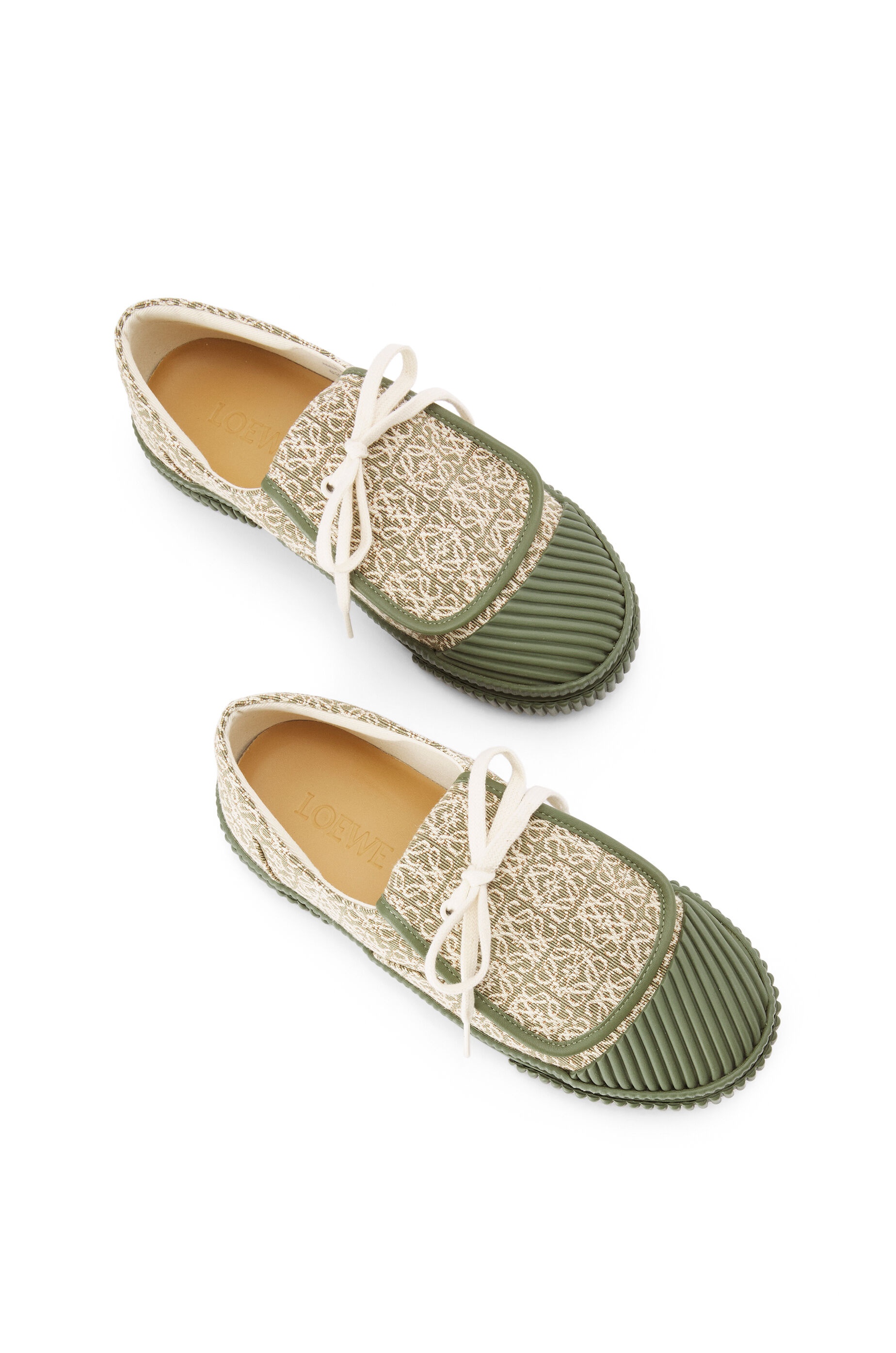 Anagram flap sneaker in jacquard and calfskin - 3