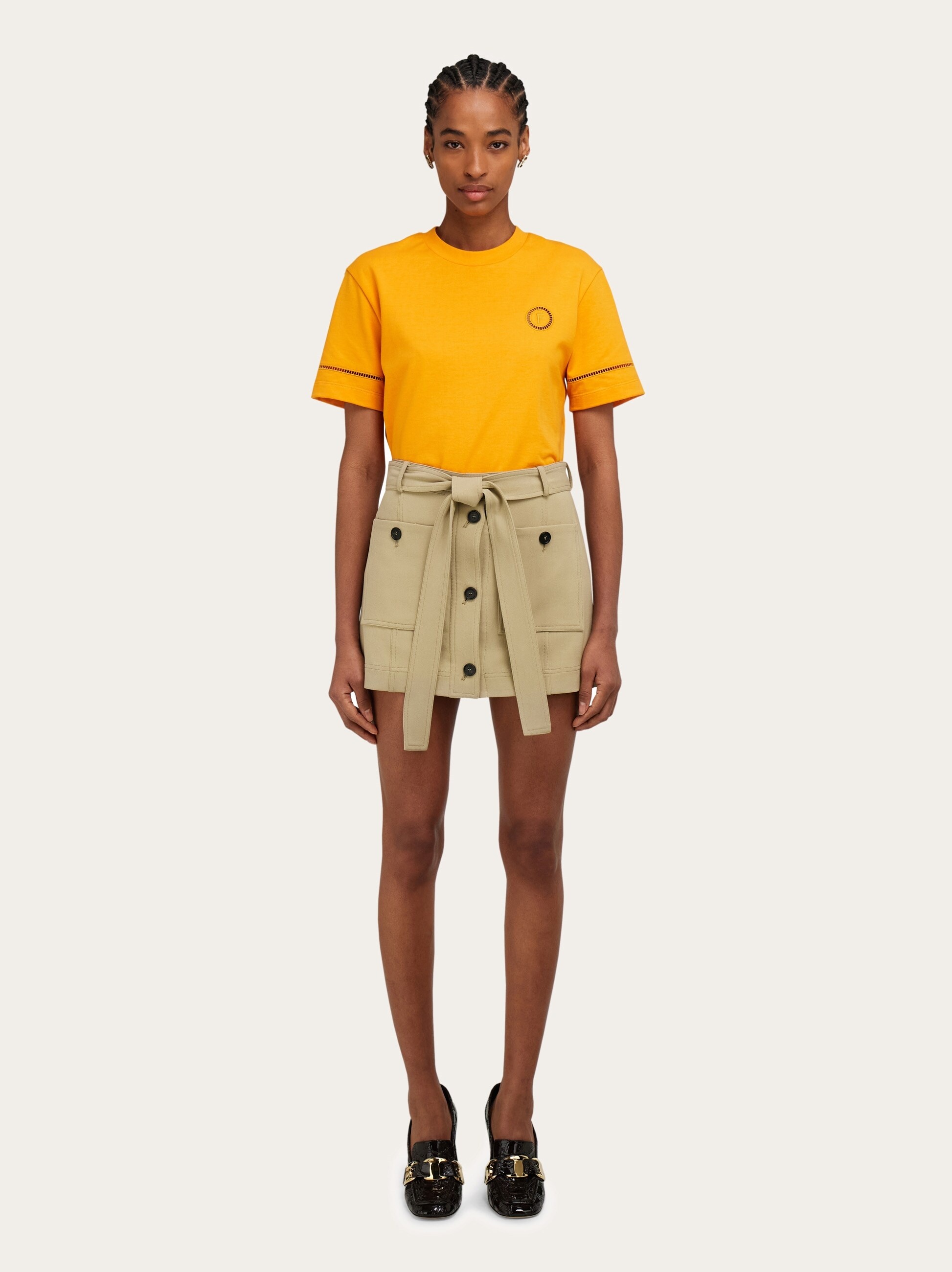 Mini skirt with applied pockets - 6