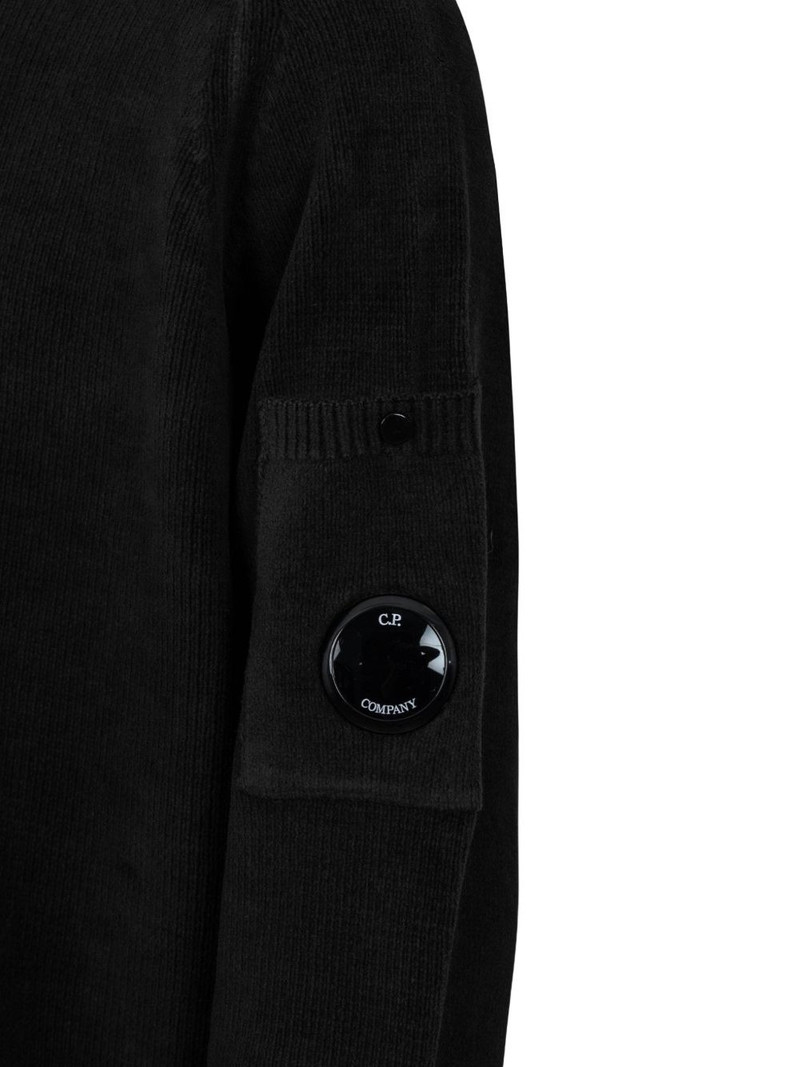 crew-neck logo-patch sweatshirt 4