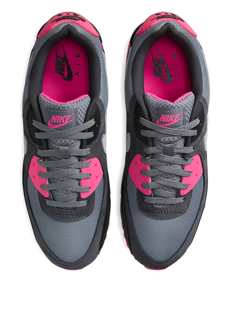Nike Air Max 90 sneakers outlook