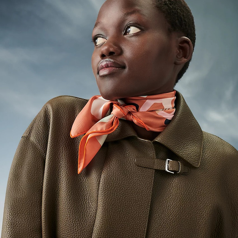 Hermès Hommage a Gene Kelly scarf 70 outlook