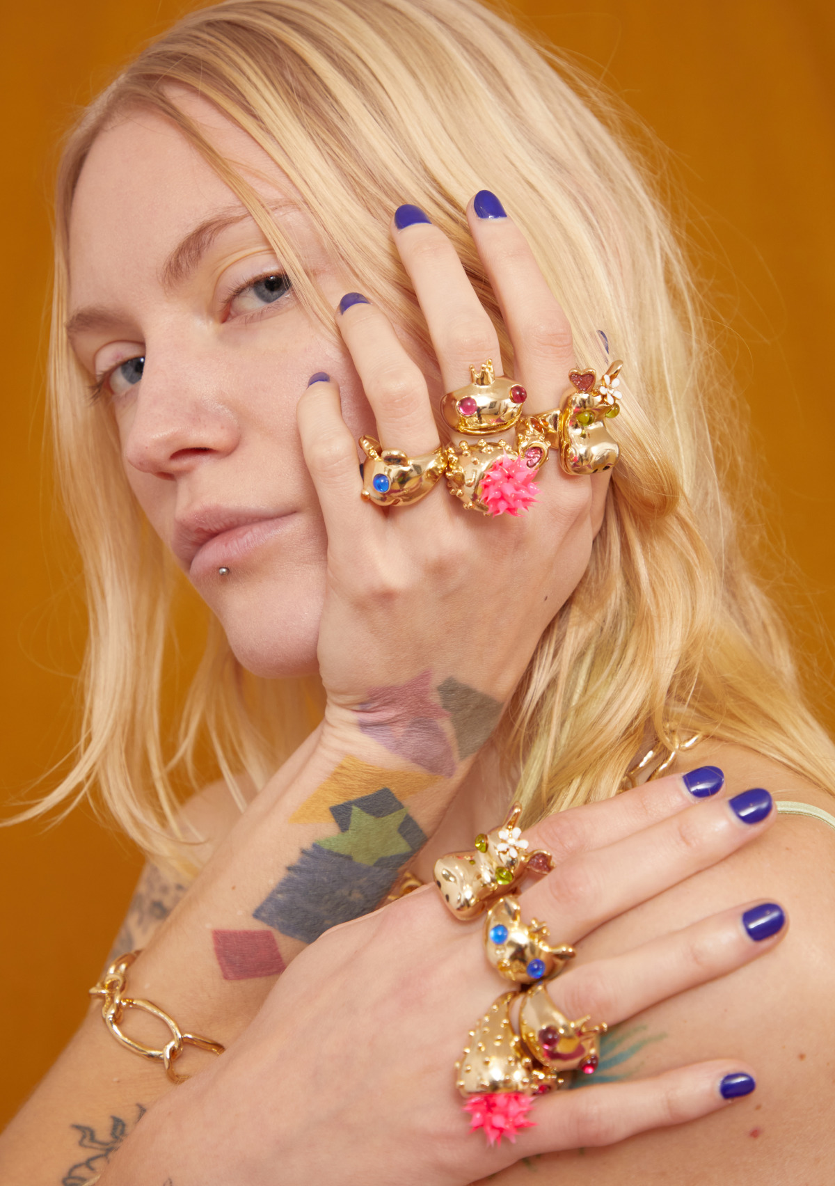 GOLD PINK FROG PRINCE RING - 2