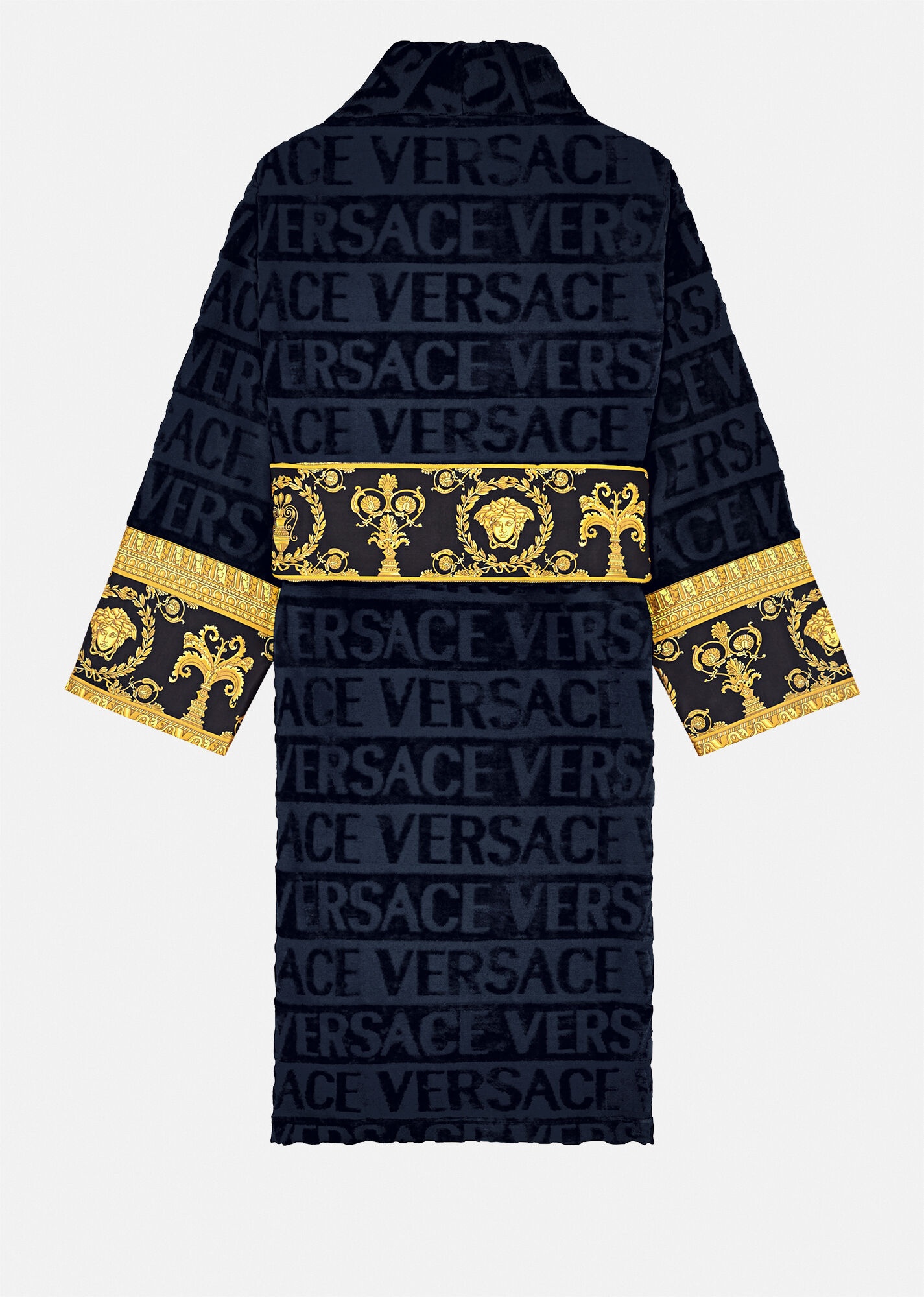 I ♡ Baroque Bathrobe