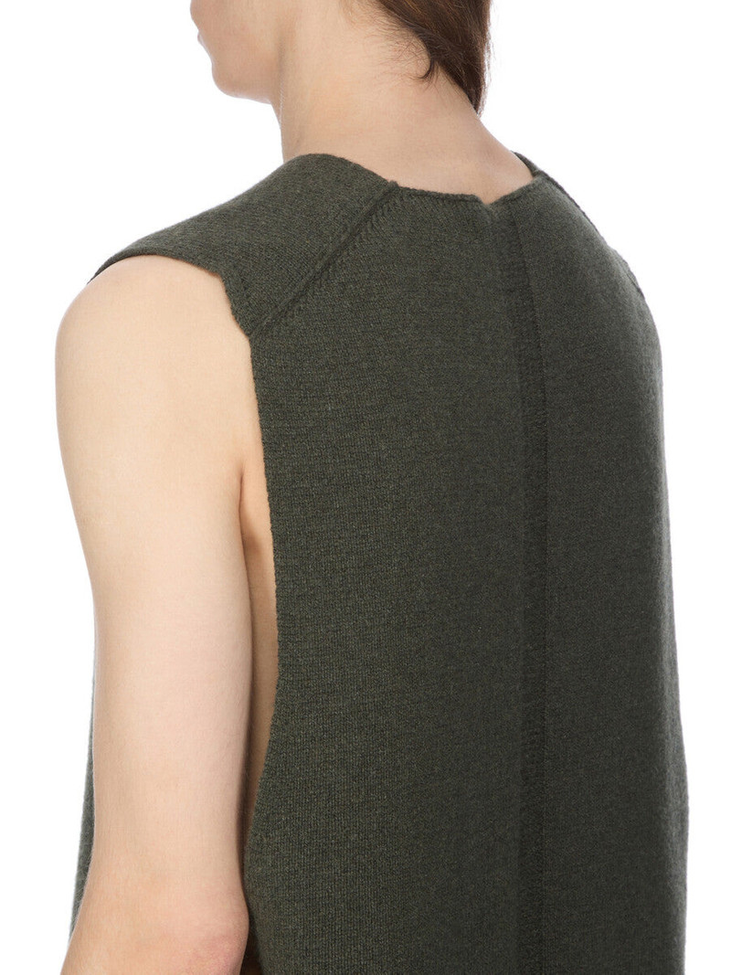 V-neck sleeveless knitwear 5