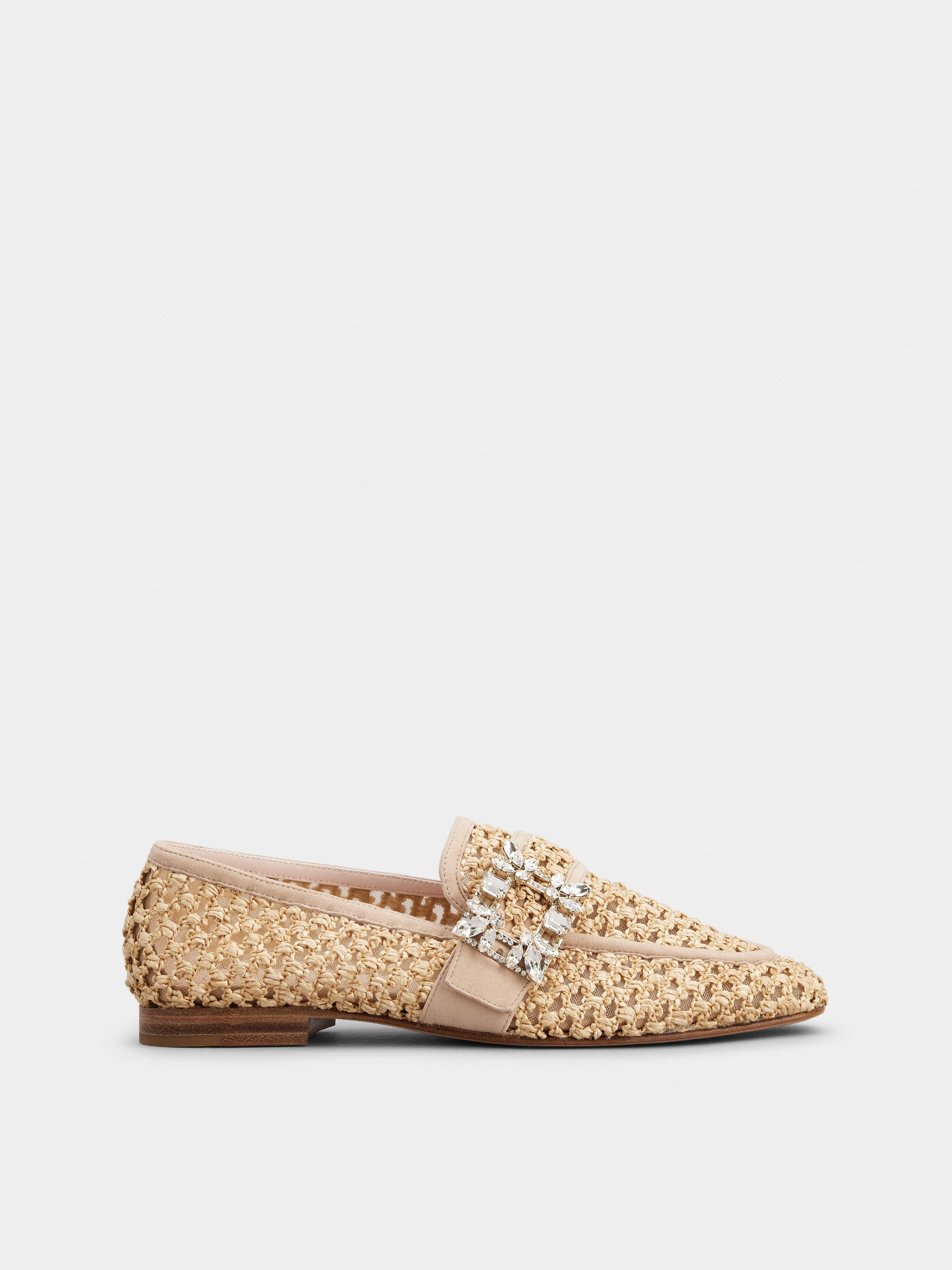 【Roger Vivier】Mini Broche Vivier Buckle ラフィアローファー Roger Vivier Mini Broche Vivier Buckle Loafers in Raffia