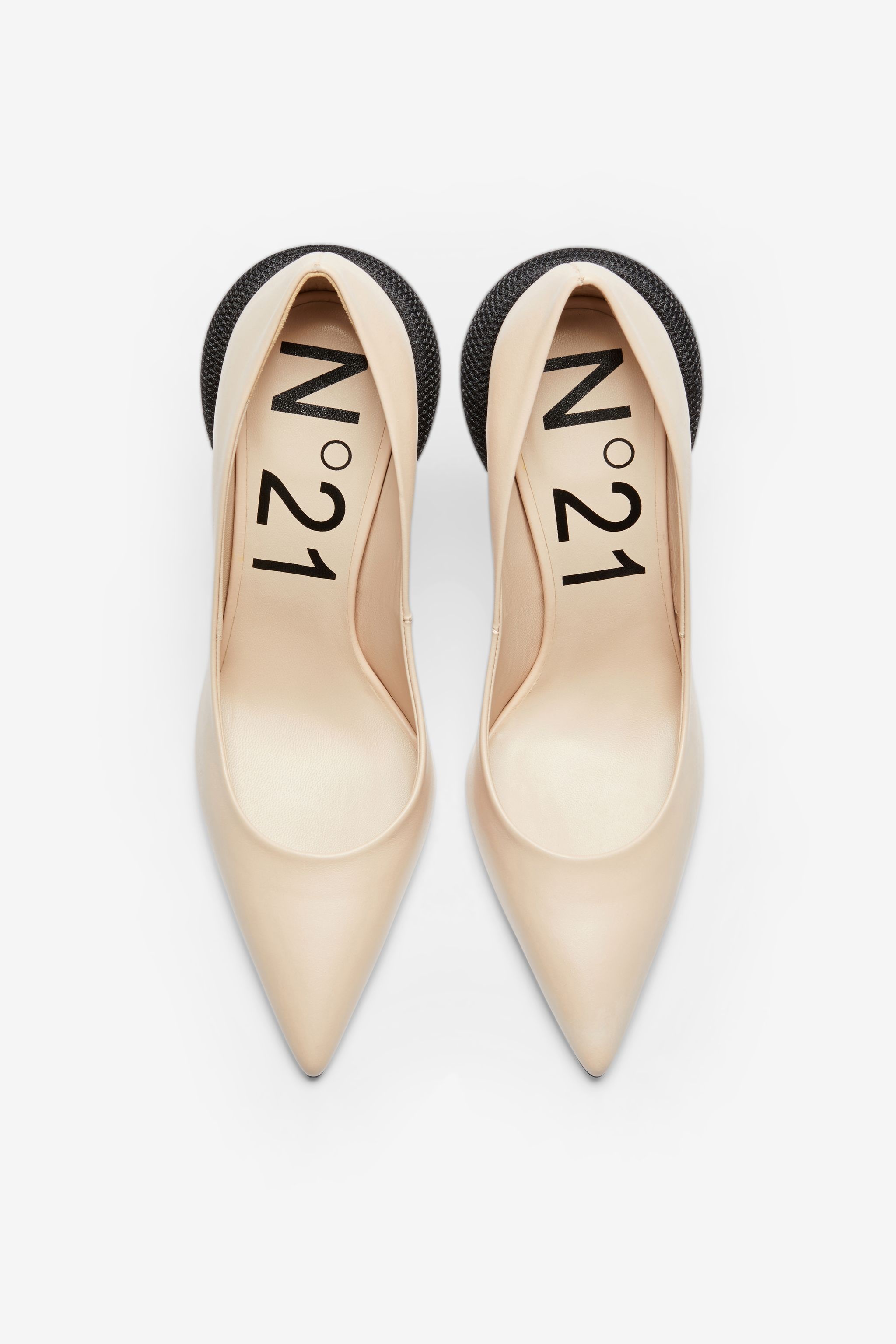 MESH-TRIMMED PUMPS - 2