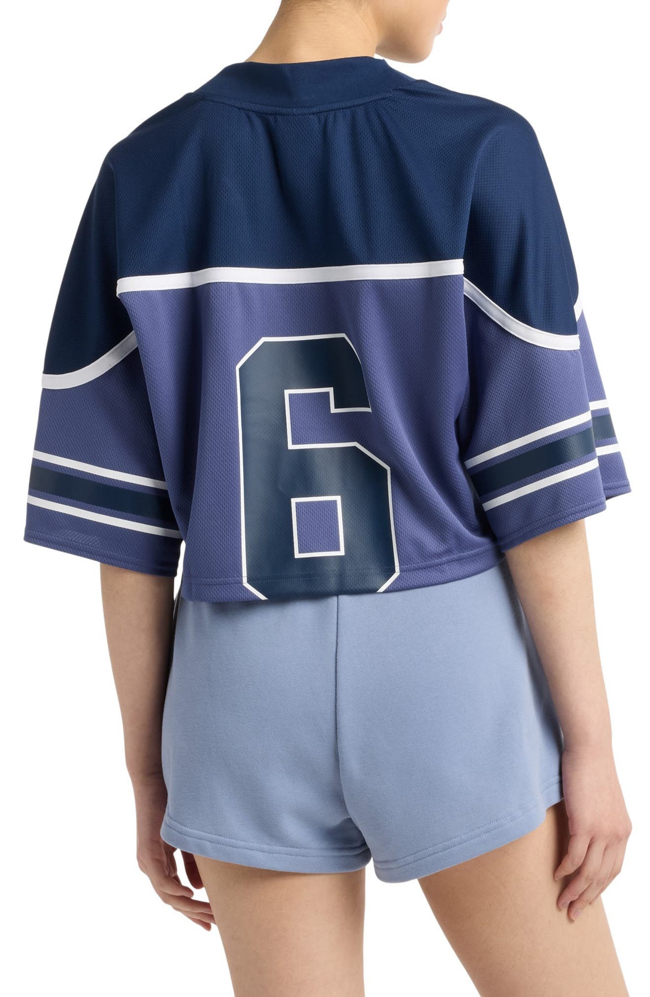 New Balance Oversize Crop Jersey Mesh V-Neck T-Shirt in Dream State at Nordstrom - 2